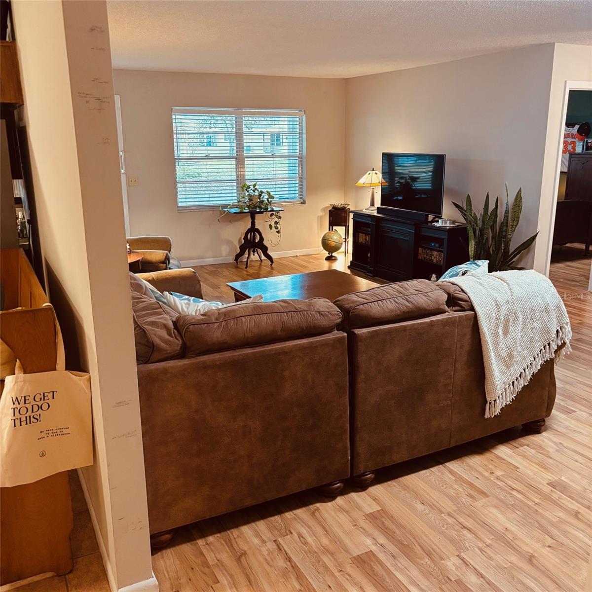 Image 4 of 27 For 8747 93rd Place C