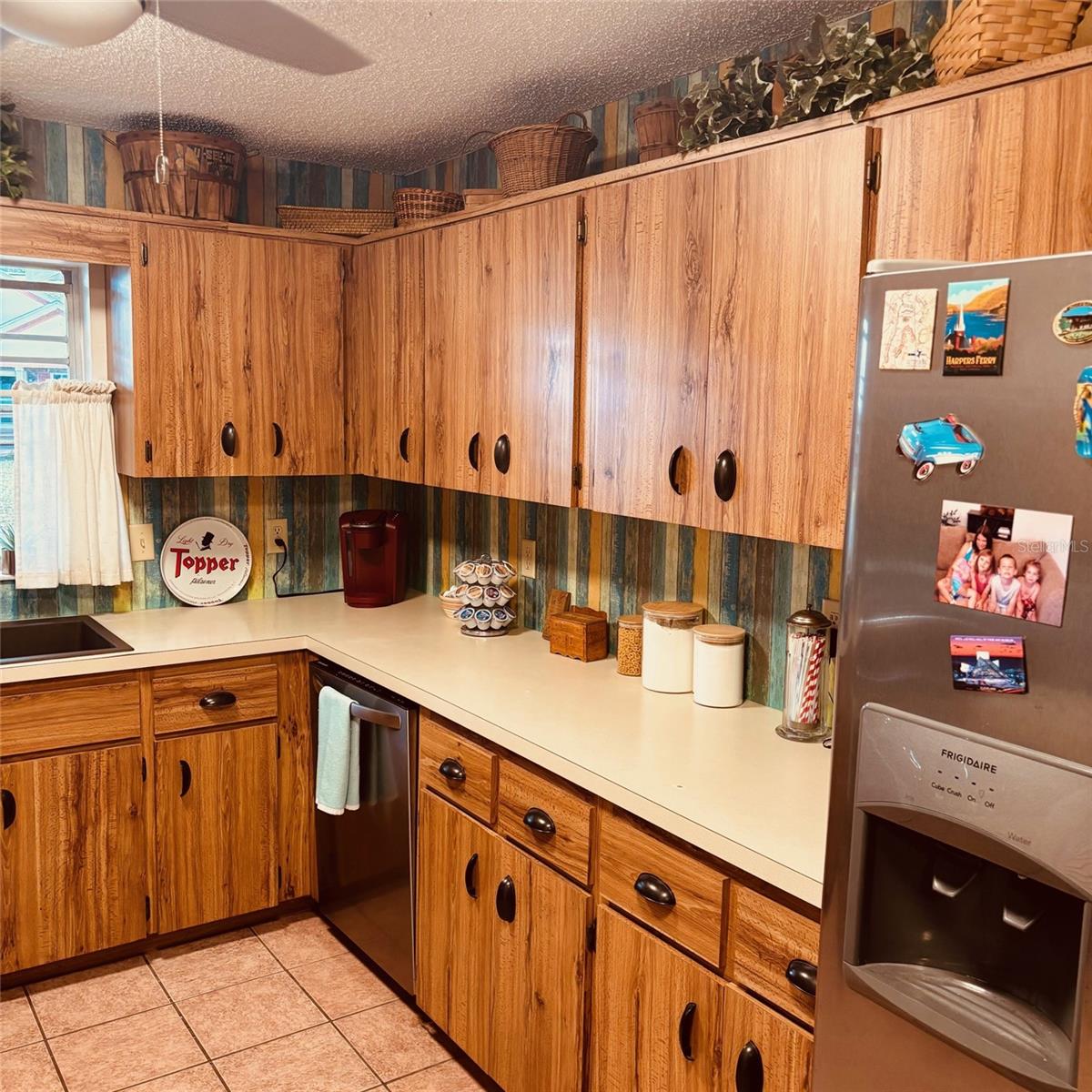 Image 7 of 27 For 8747 93rd Place C