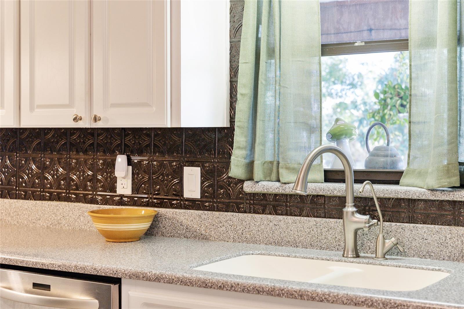 Image 26 of 68 For 3642 Trout Avenue