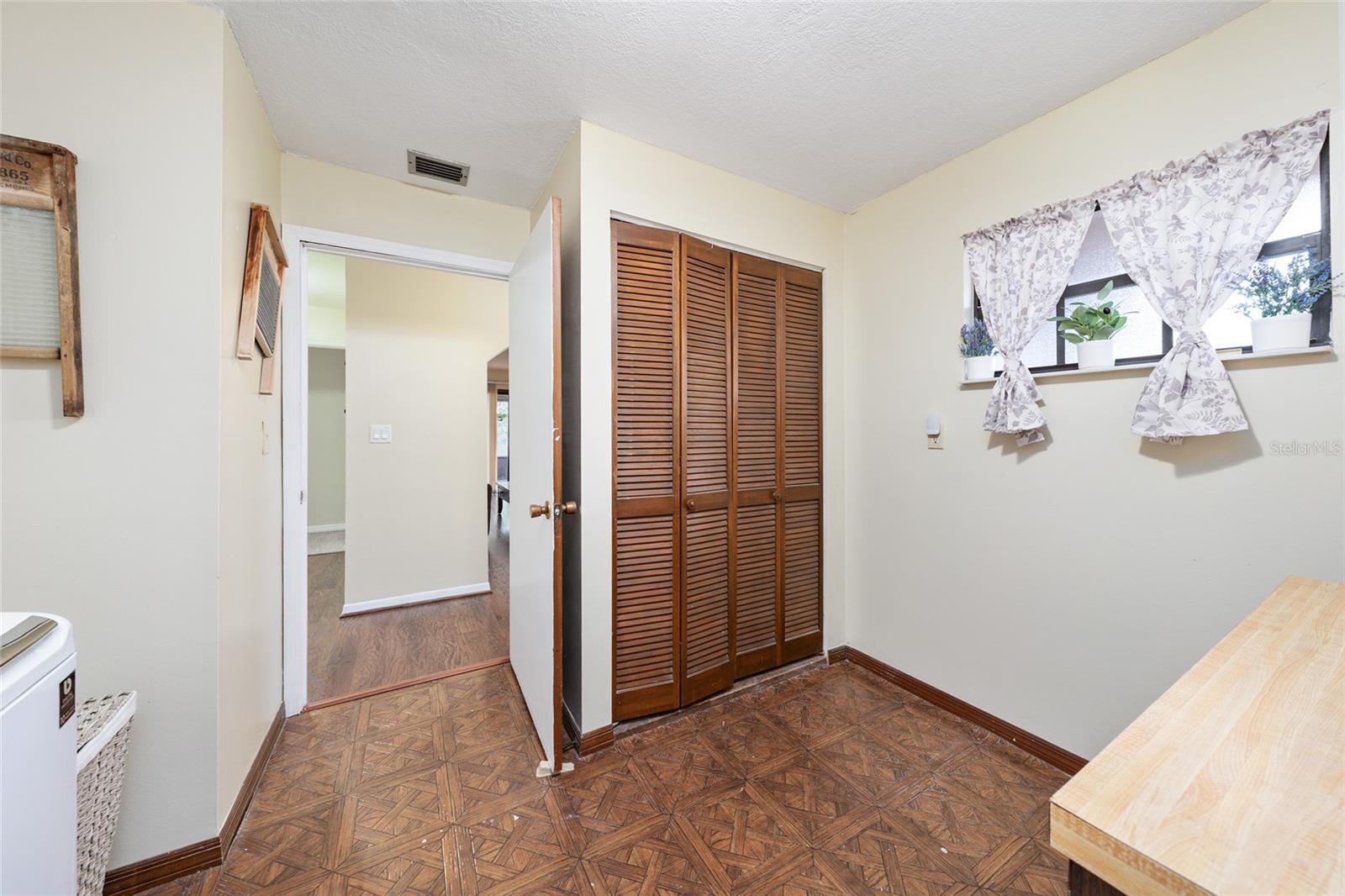 Image 49 of 68 For 3642 Trout Avenue