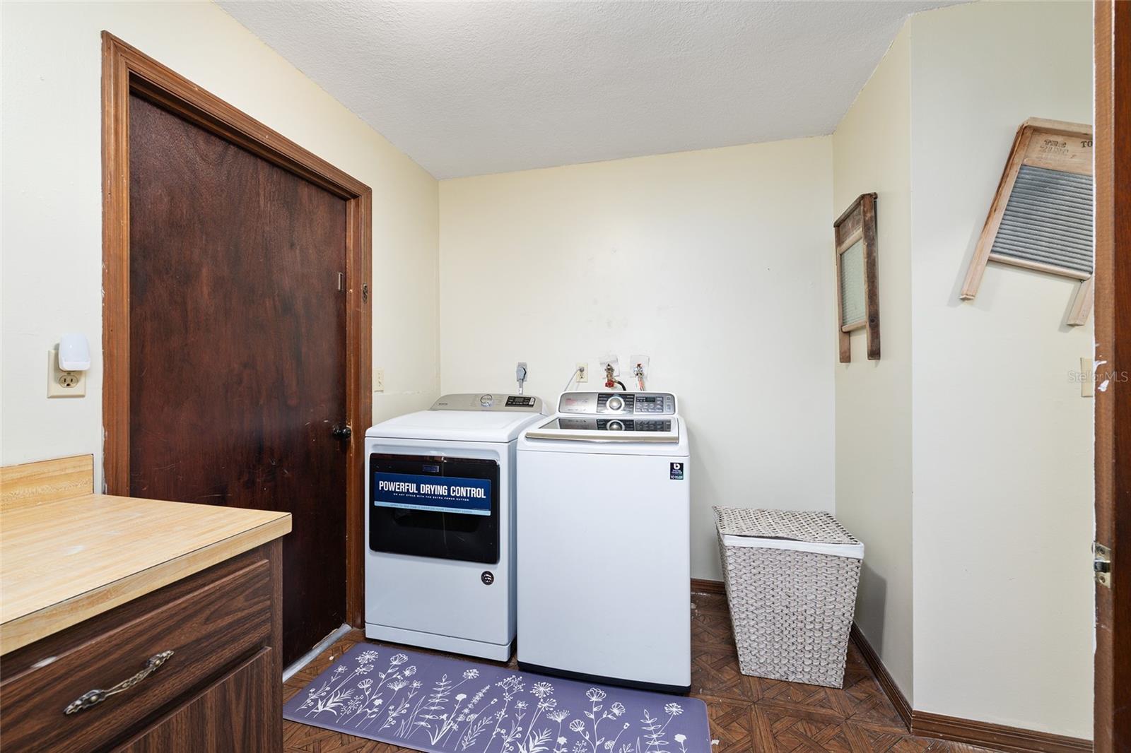 Image 50 of 68 For 3642 Trout Avenue