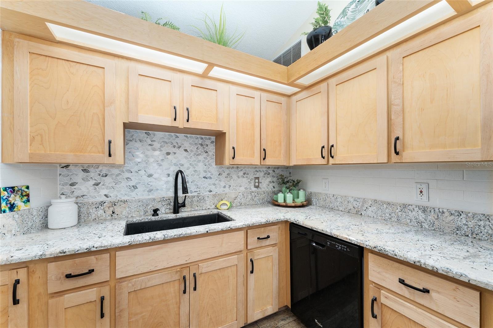 Image 11 of 24 For 8004 108th Loop