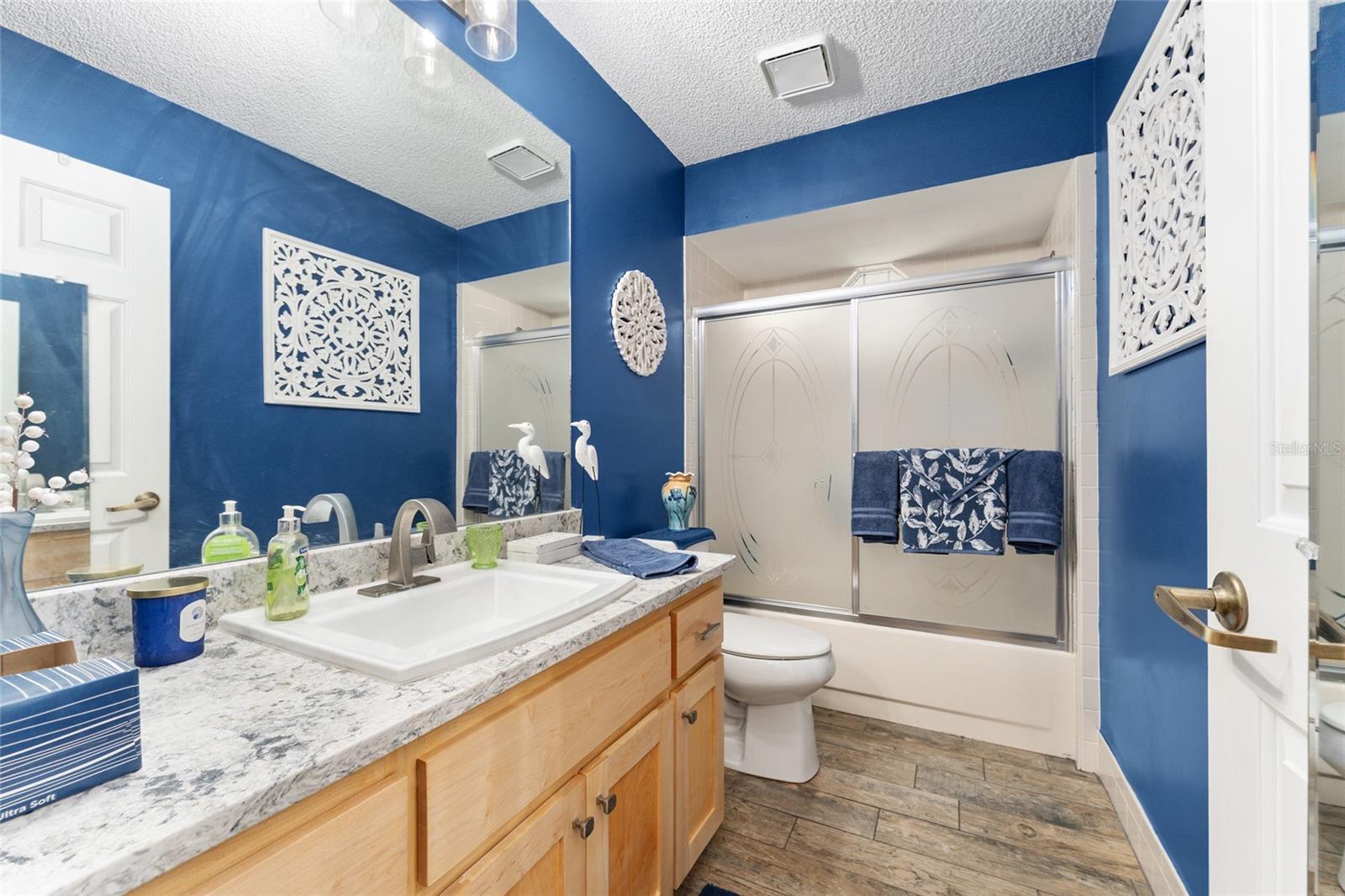 Image 19 of 24 For 8004 108th Loop