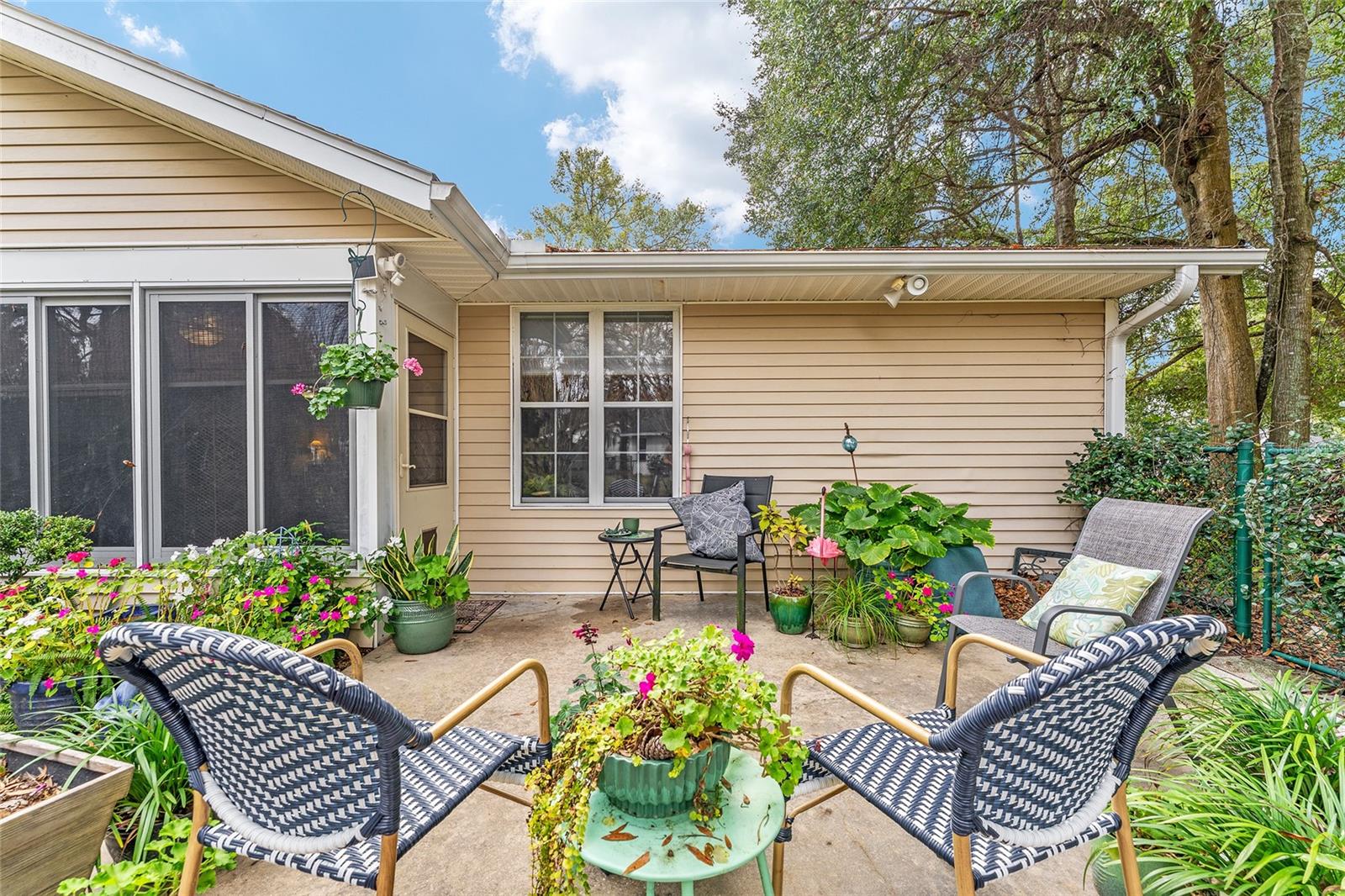 Image 22 of 24 For 8004 108th Loop