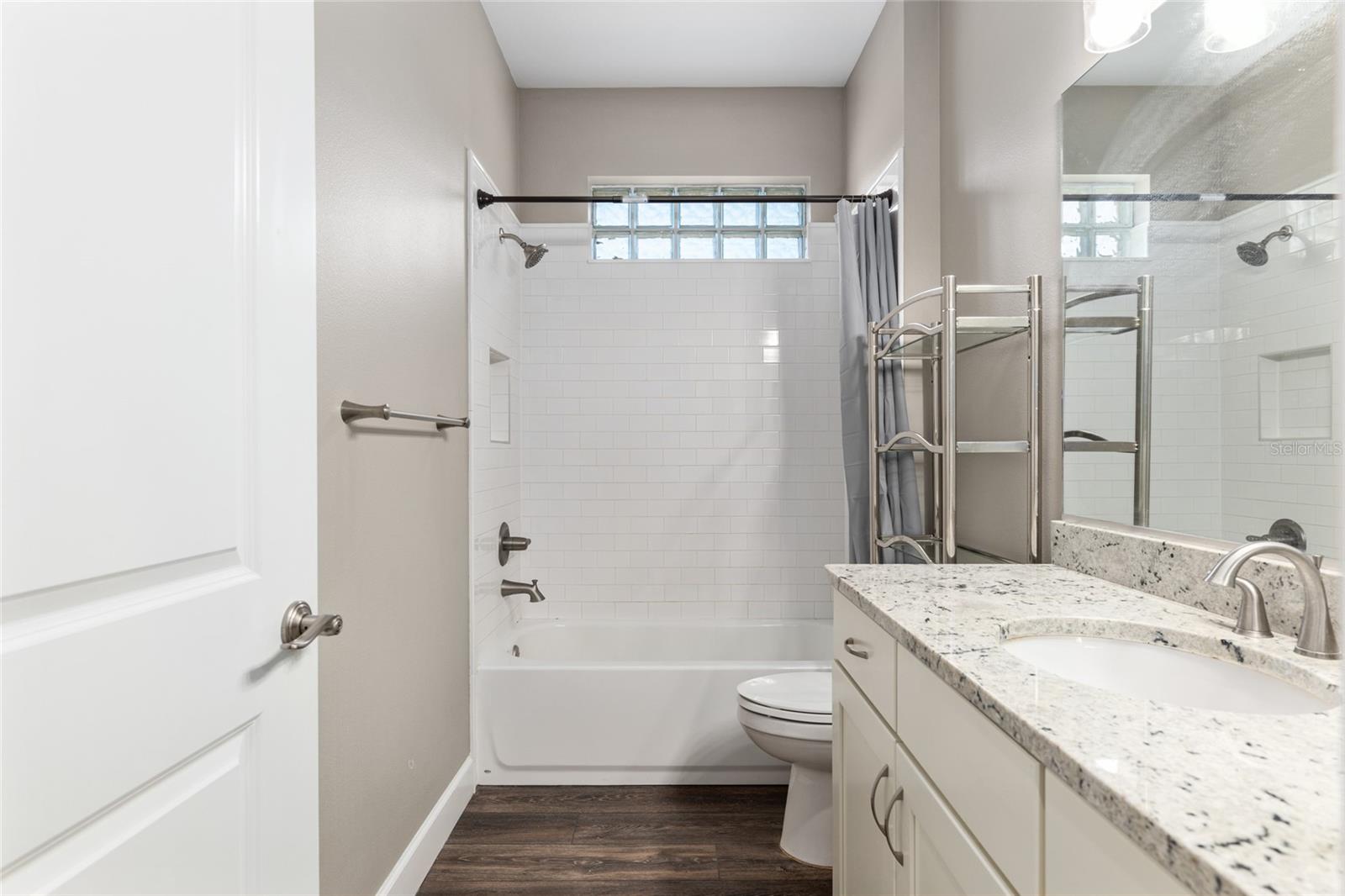 Image 41 of 60 For 2507 33rd Court