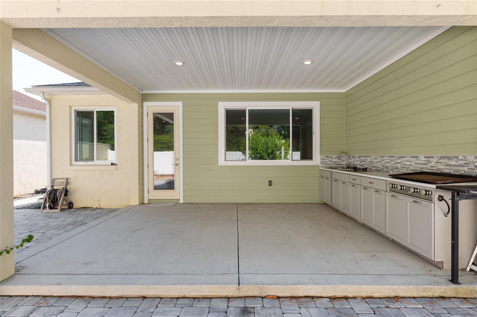 Image 52 of 60 For 2507 33rd Court