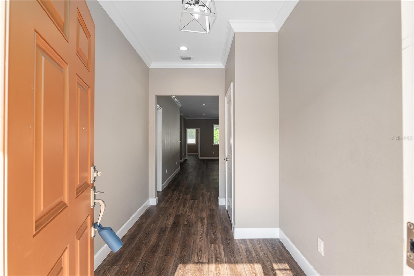 Image 7 of 60 For 2507 33rd Court