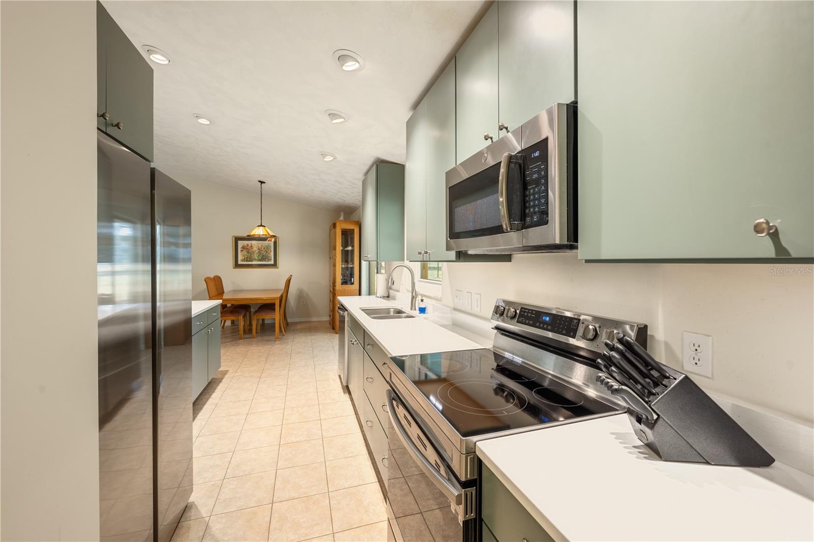 Image 15 of 51 For 1650 146th Avenue