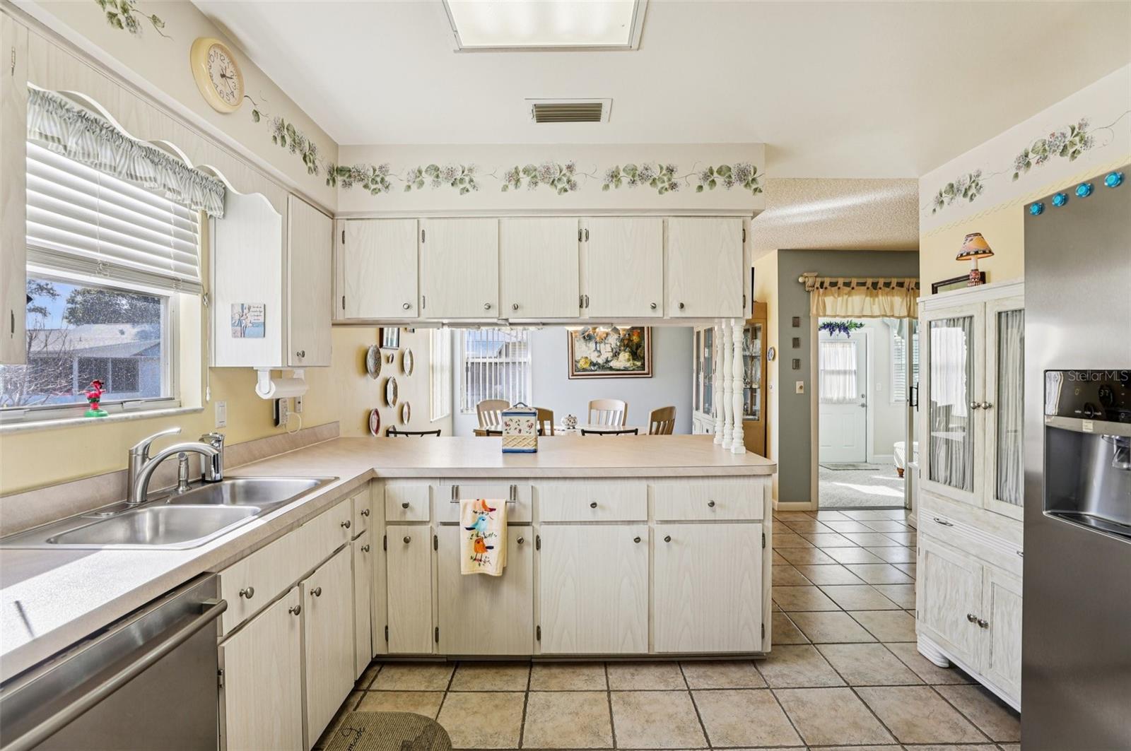 Image 16 of 60 For 1507 New Abbey Avenue