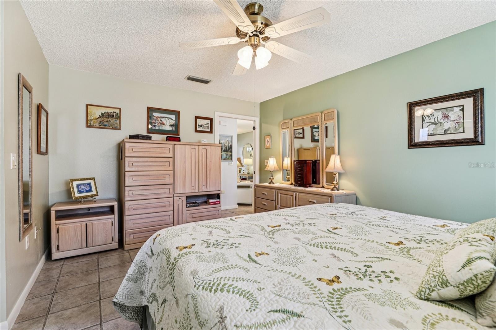 Image 21 of 60 For 1507 New Abbey Avenue