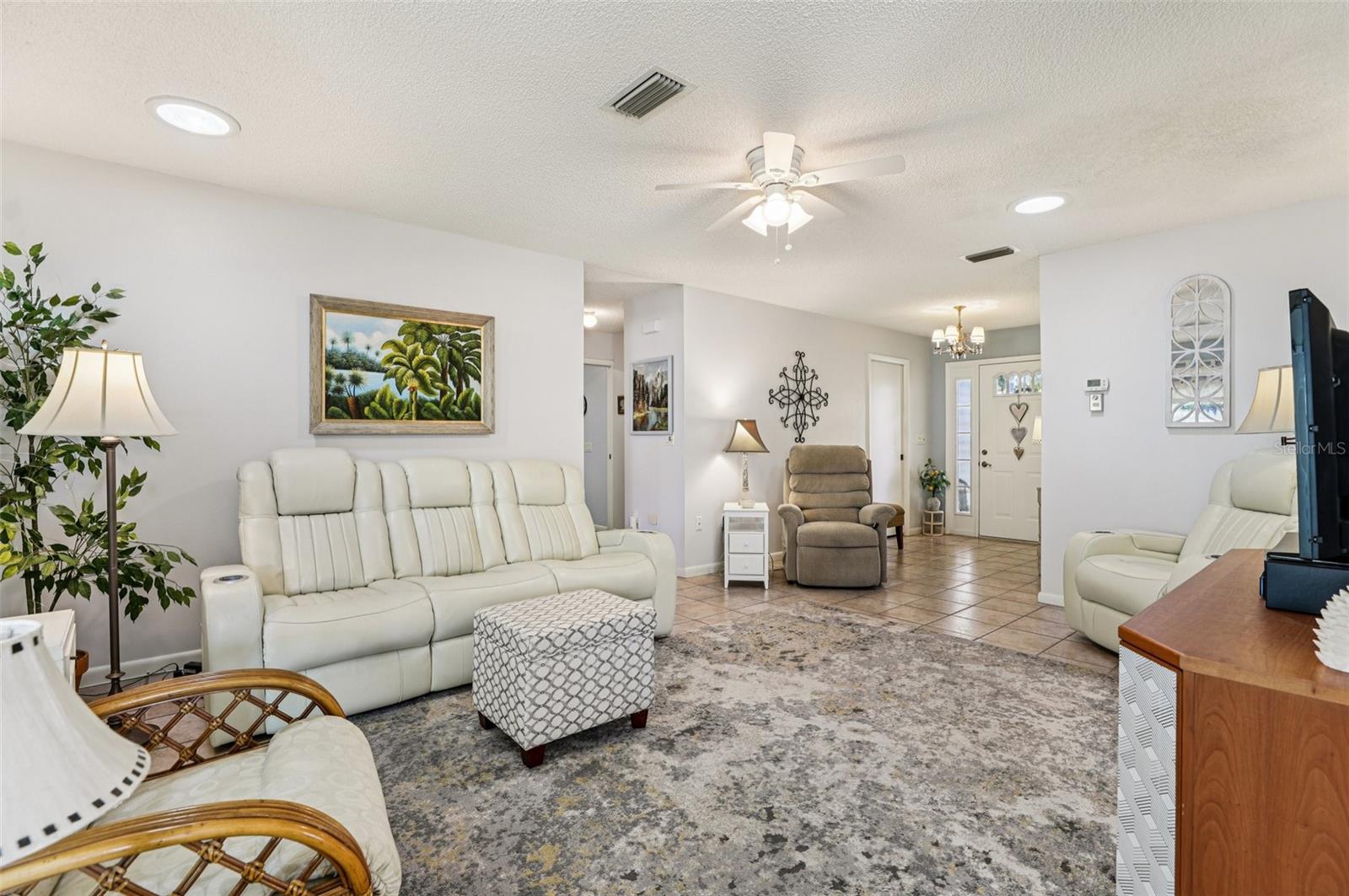 Image 7 of 60 For 1507 New Abbey Avenue