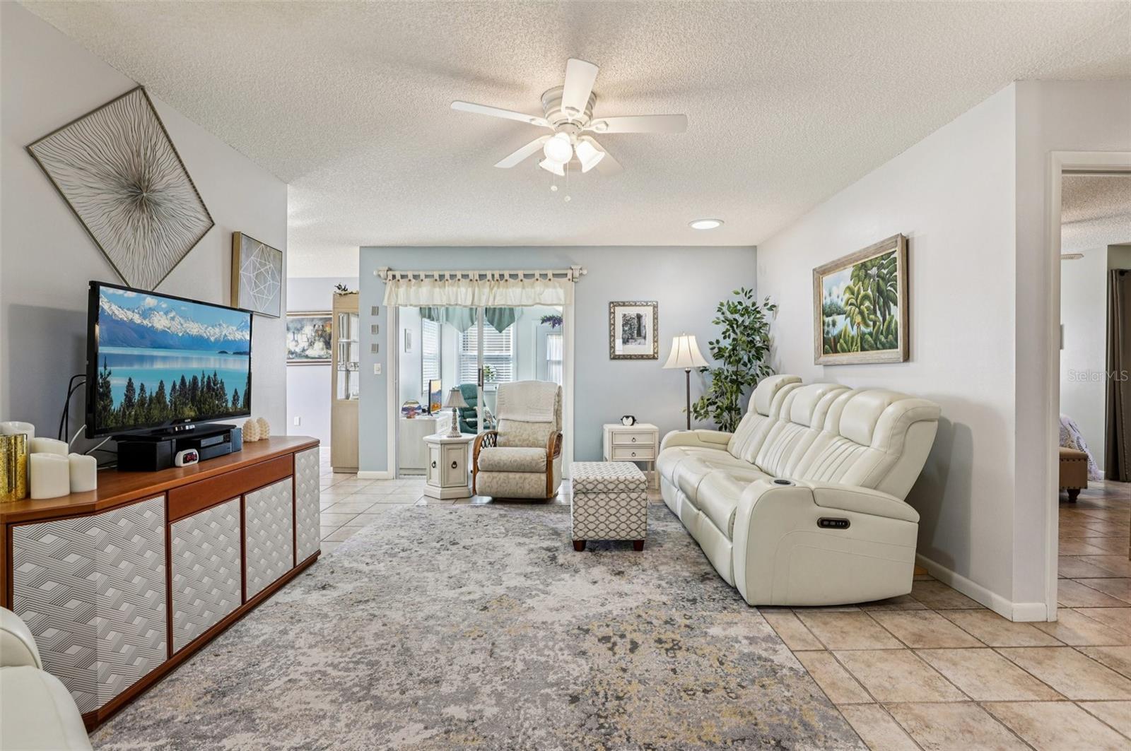 Image 8 of 60 For 1507 New Abbey Avenue