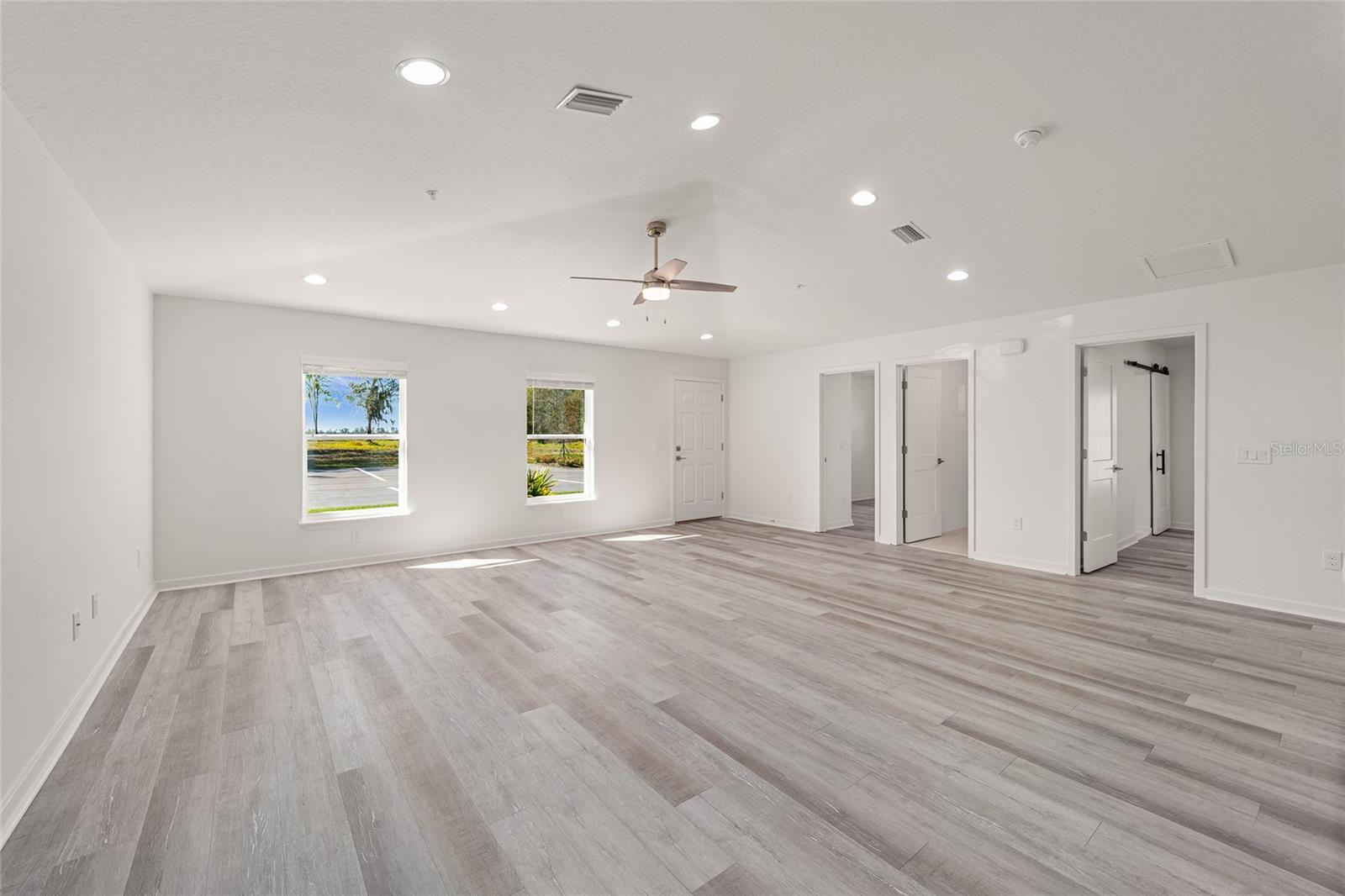 Image 16 of 35 For 7462 44th Lane