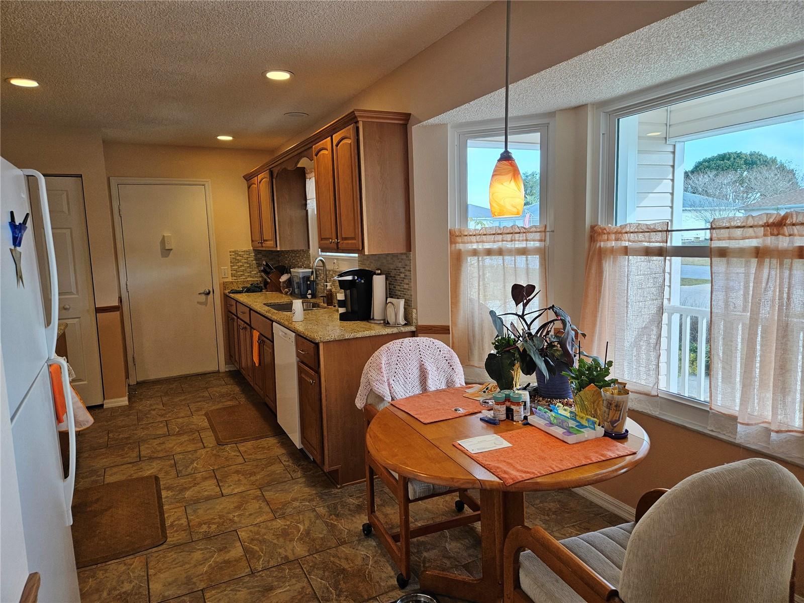 Image 5 of 26 For 8480 61st Terrace Road