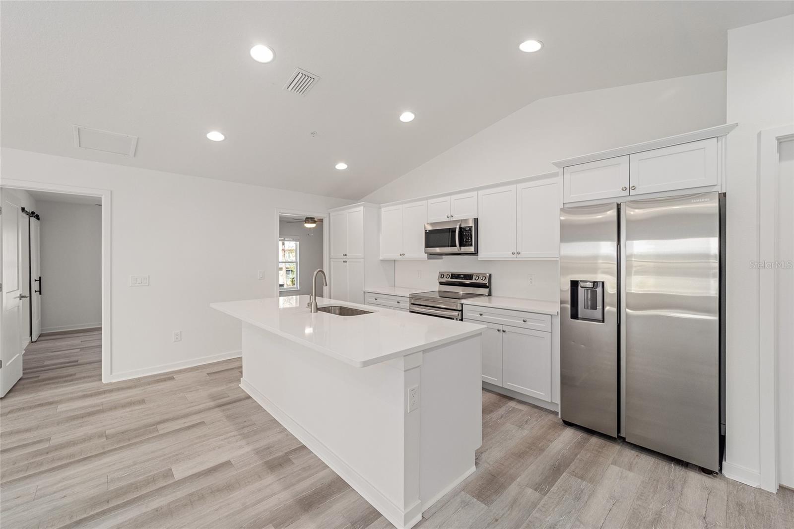 Image 18 of 50 For 4415 74th Terrace