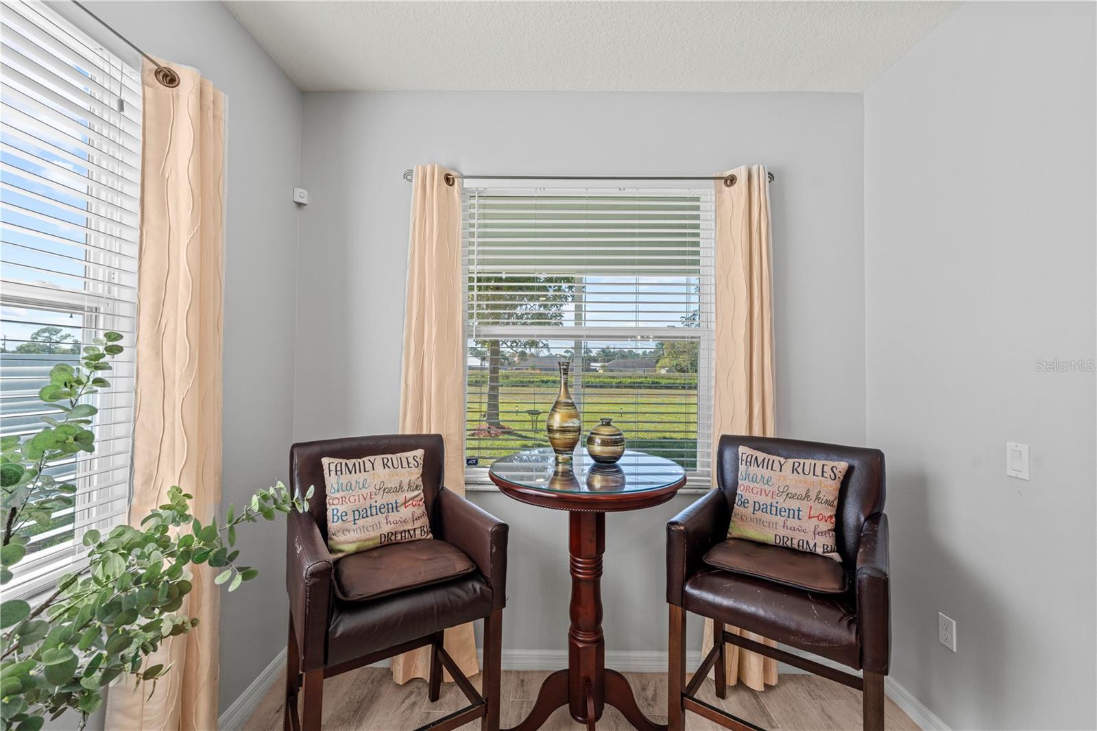 Image 12 of 46 For 1526 Lexington Drive