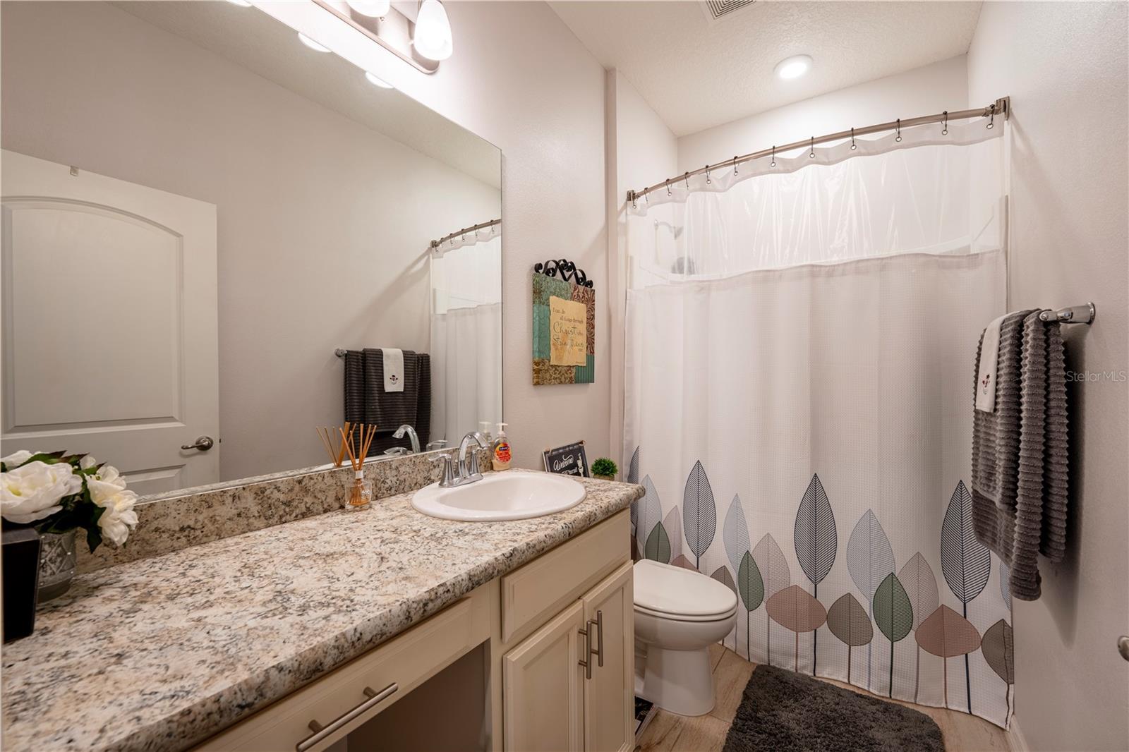 Image 32 of 46 For 1526 Lexington Drive