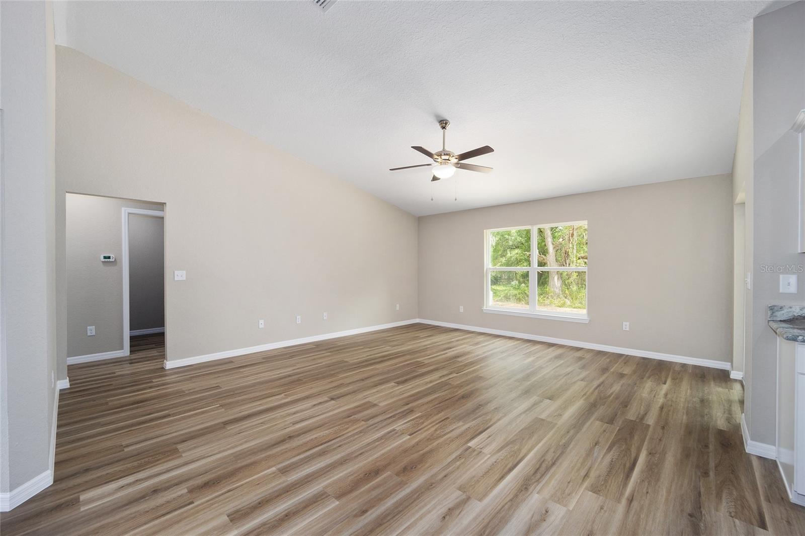 Image 4 of 27 For 4904 Jonquil Court