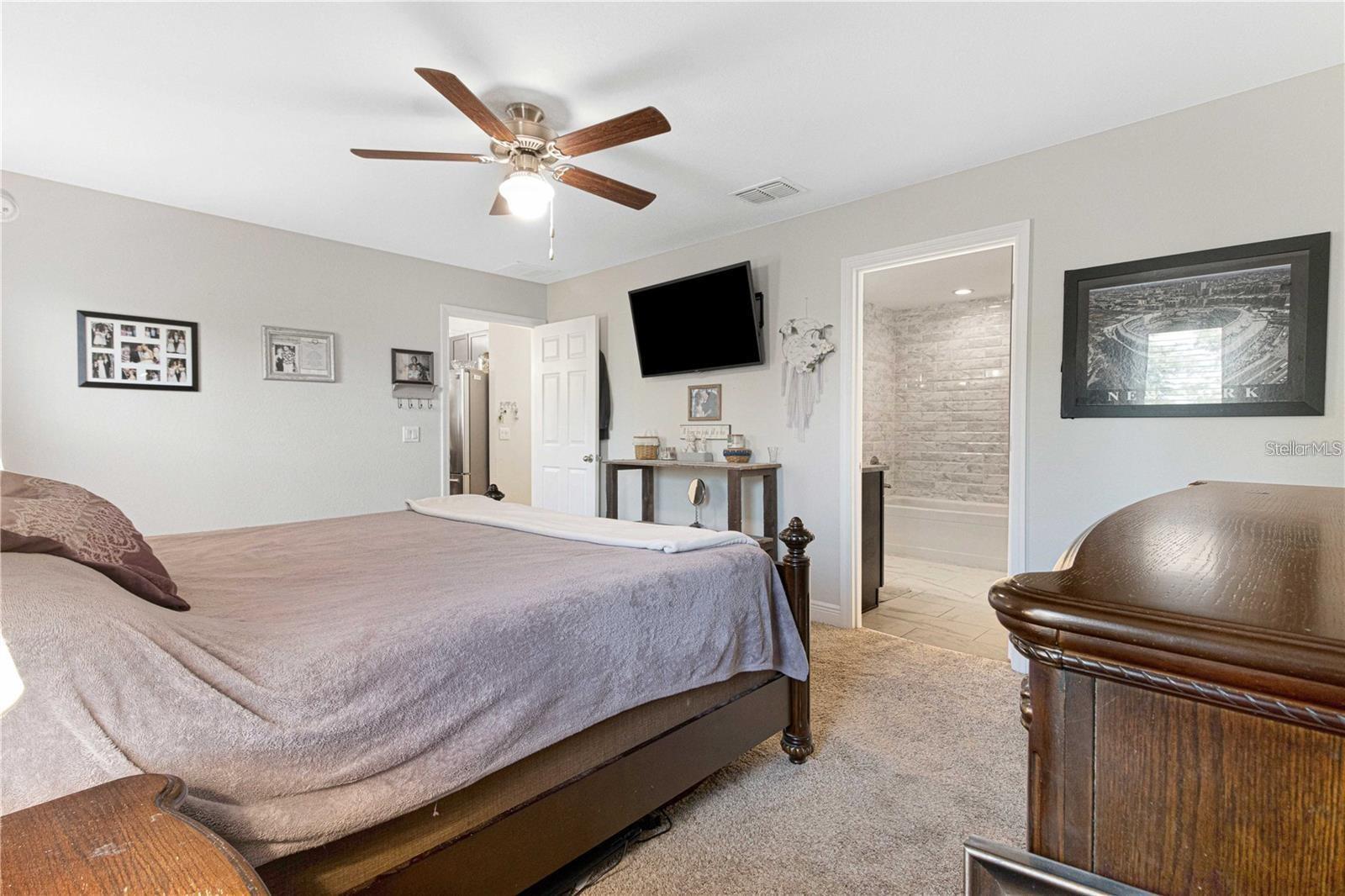 Image 5 of 9 For 6715 64th Avenue