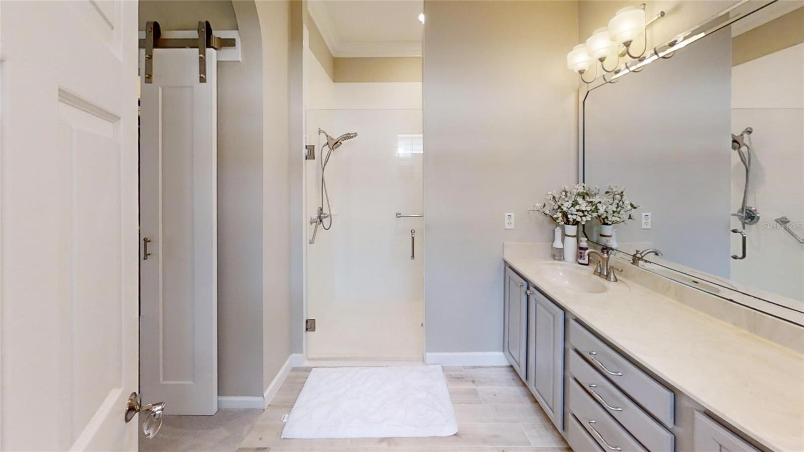 Image 30 of 43 For 8910 84th Circle