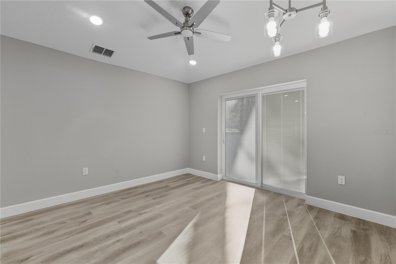 Image 12 of 33 For 3696 139th Lane