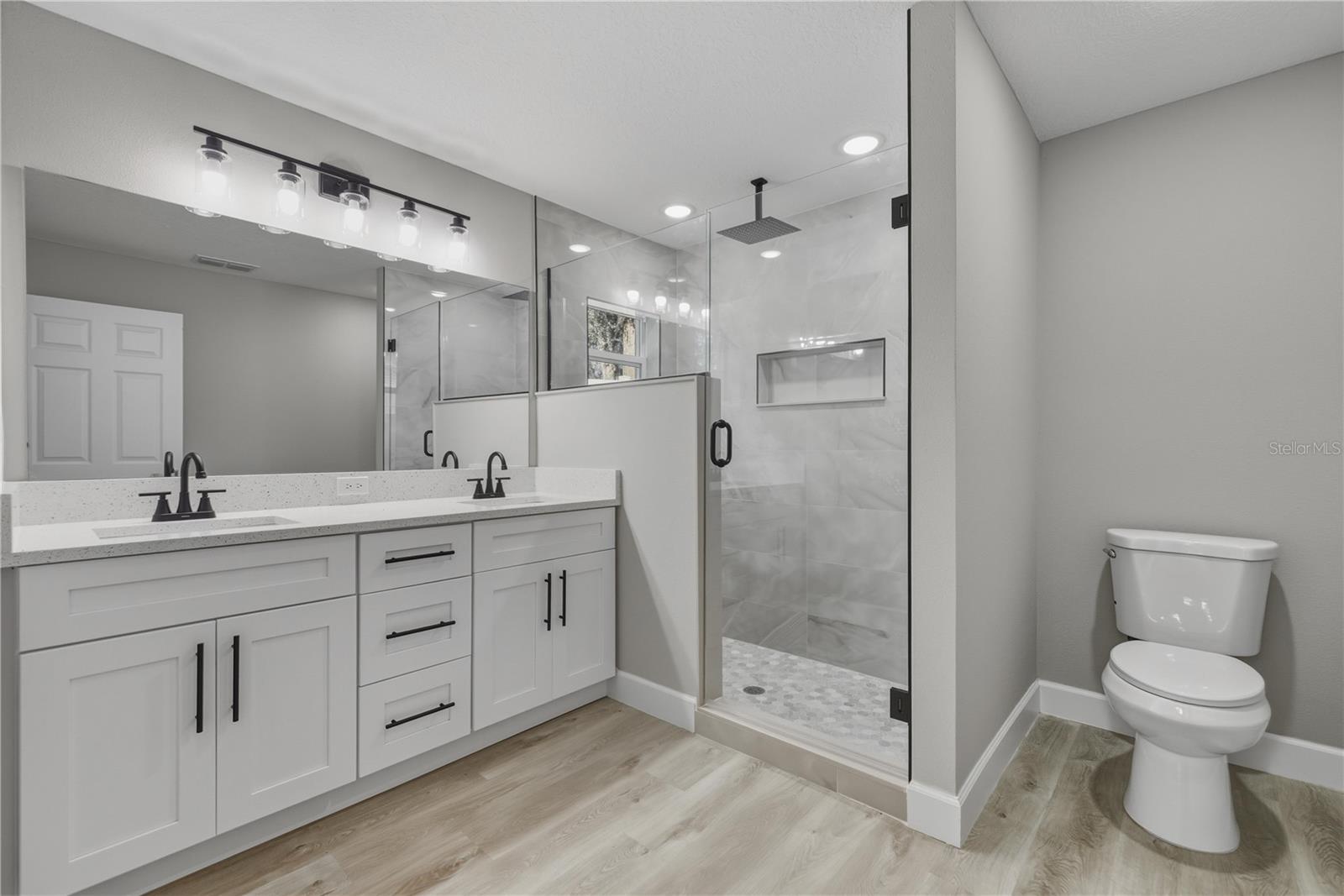 Image 19 of 33 For 3696 139th Lane