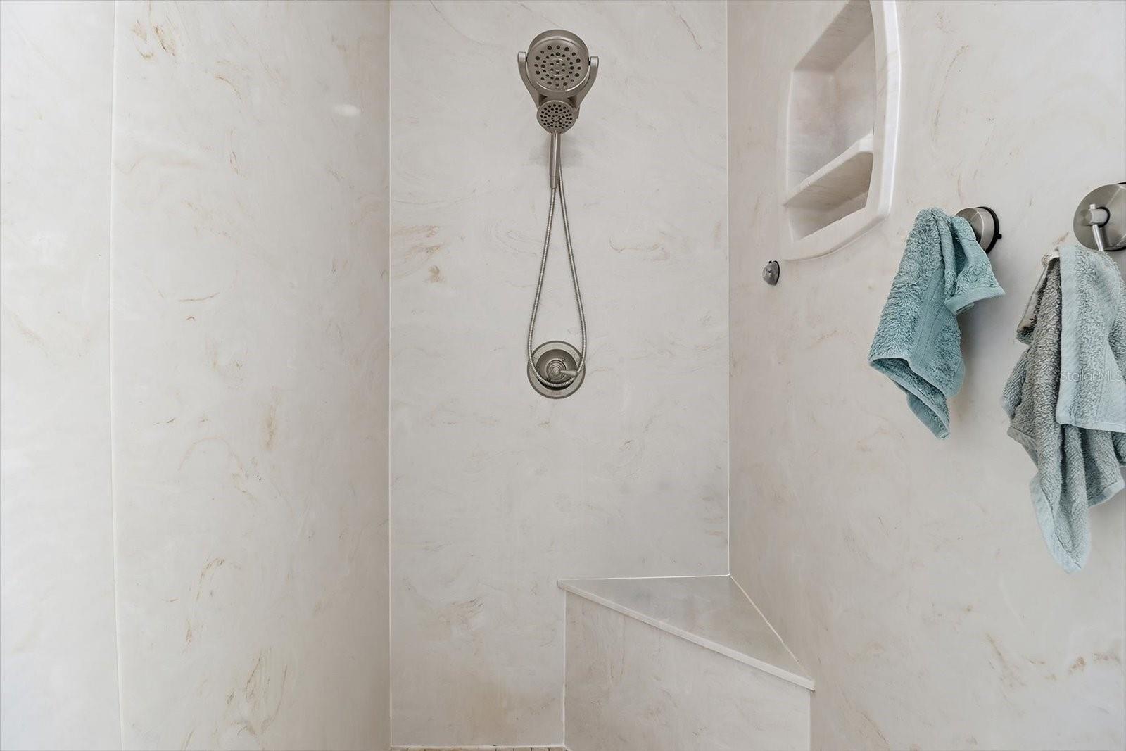 Image 18 of 46 For 7150 117th Terrace