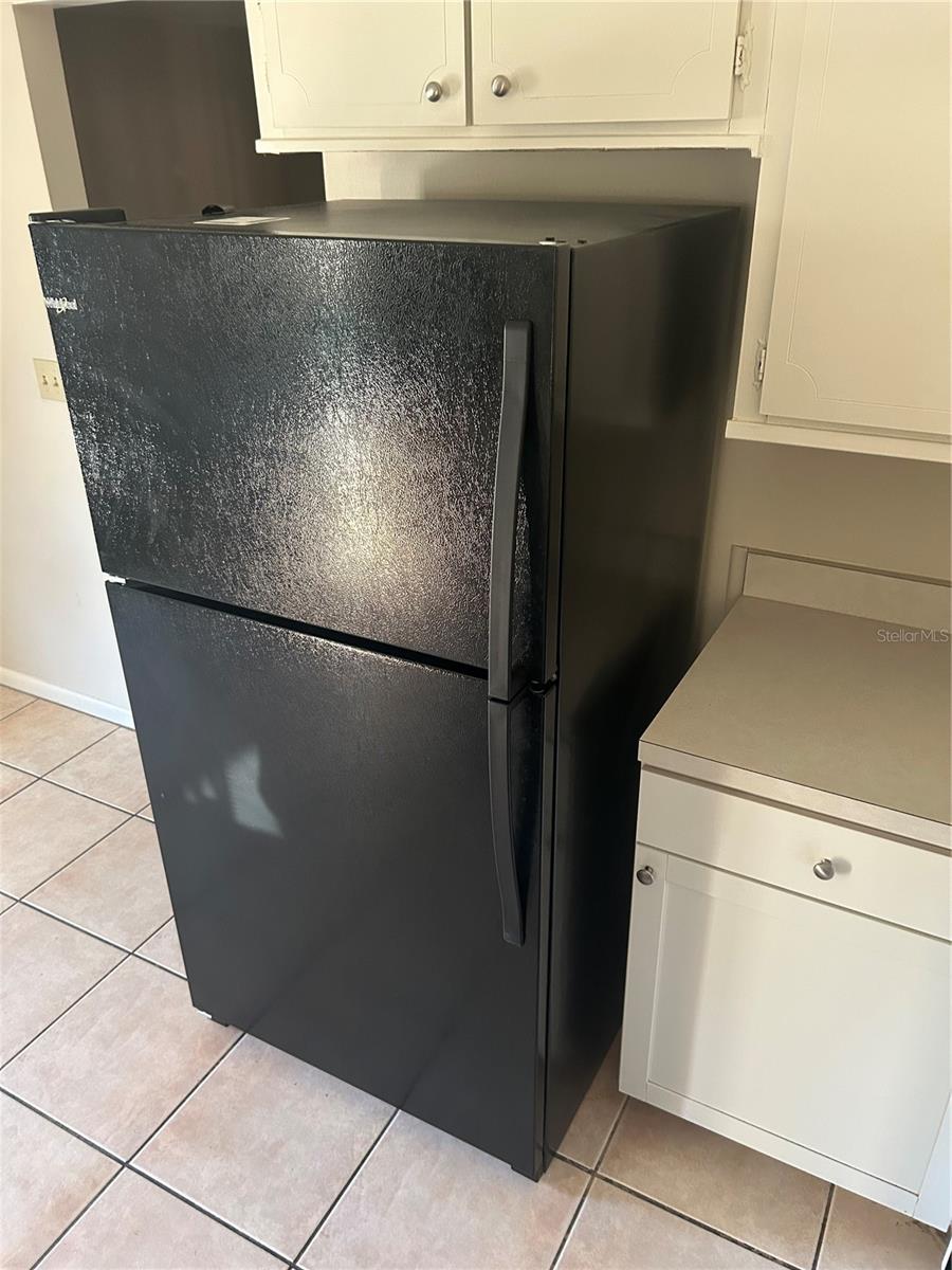 Image 11 of 35 For 21696 Raintree Street