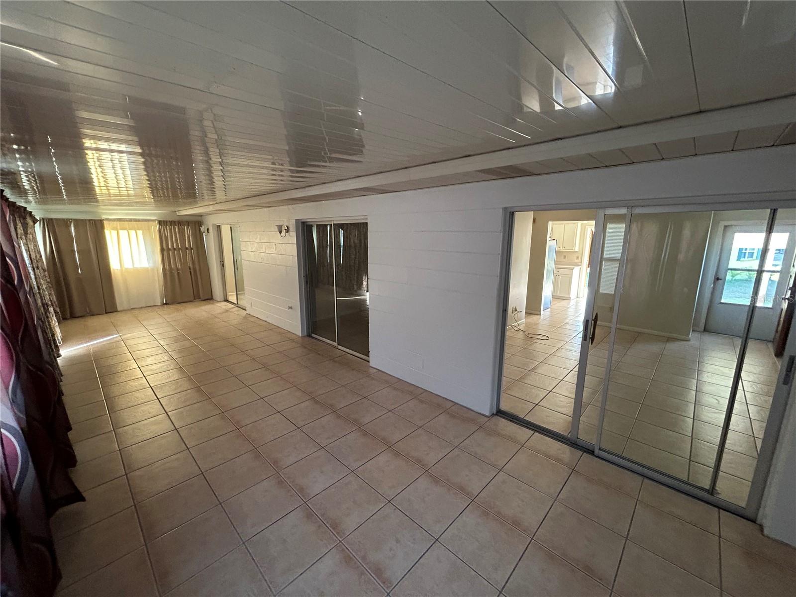 Image 16 of 35 For 21696 Raintree Street