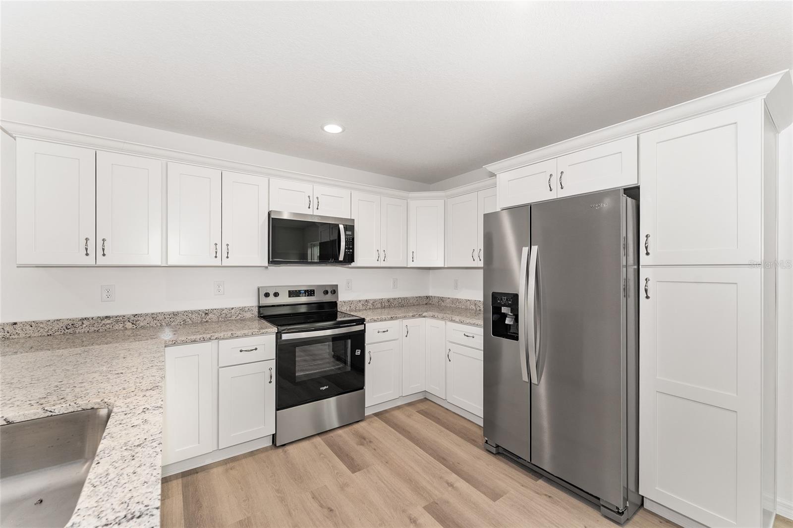 Image 20 of 51 For 13119 7th Loop