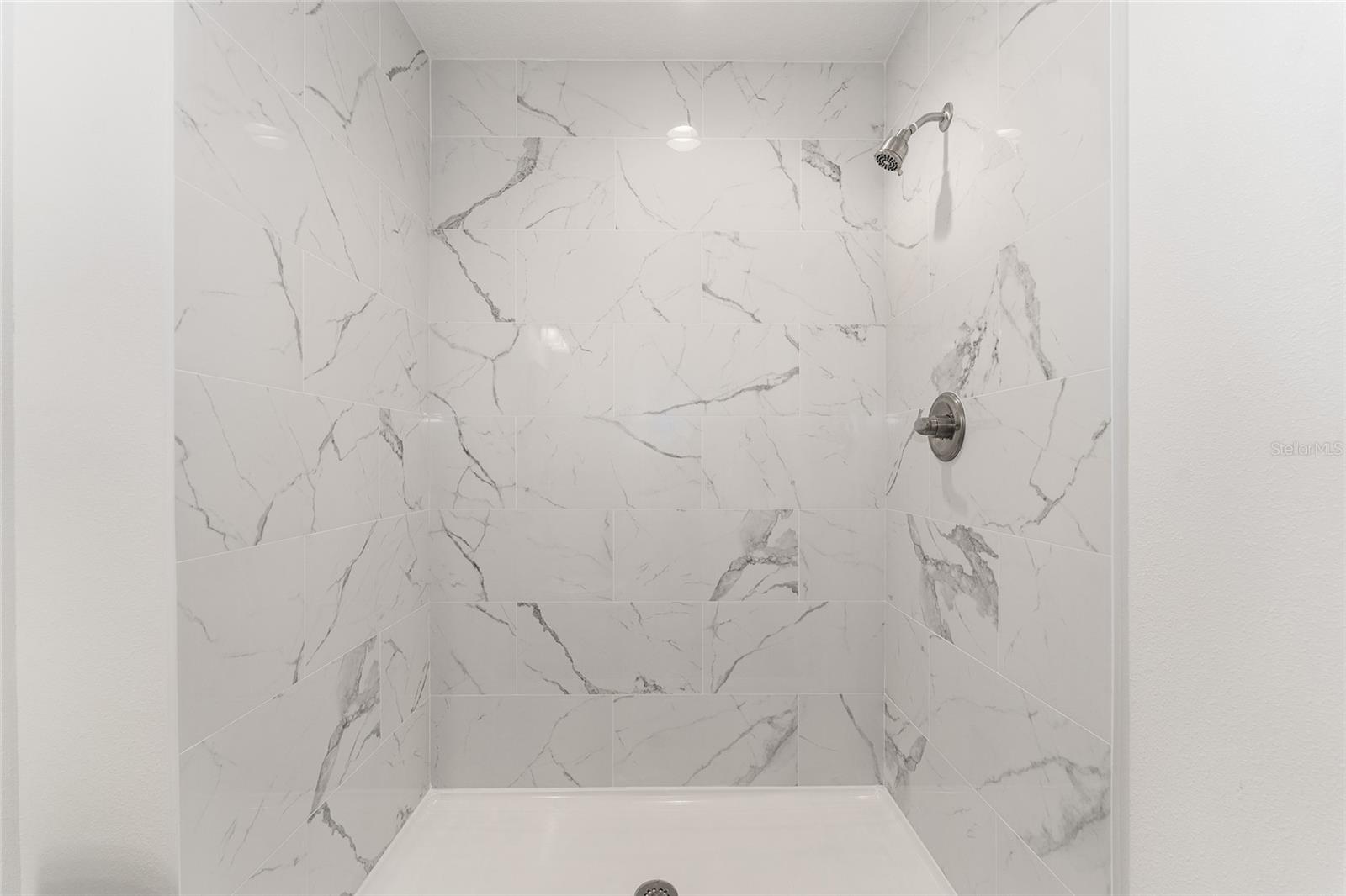 Image 31 of 51 For 13119 7th Loop