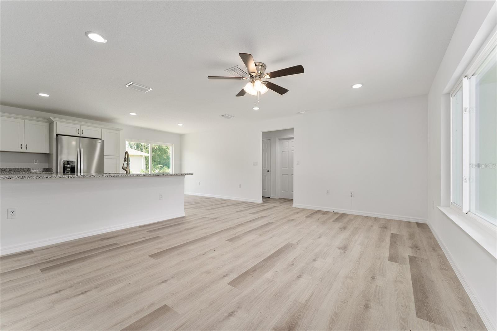 Image 10 of 40 For 13027 5th Place