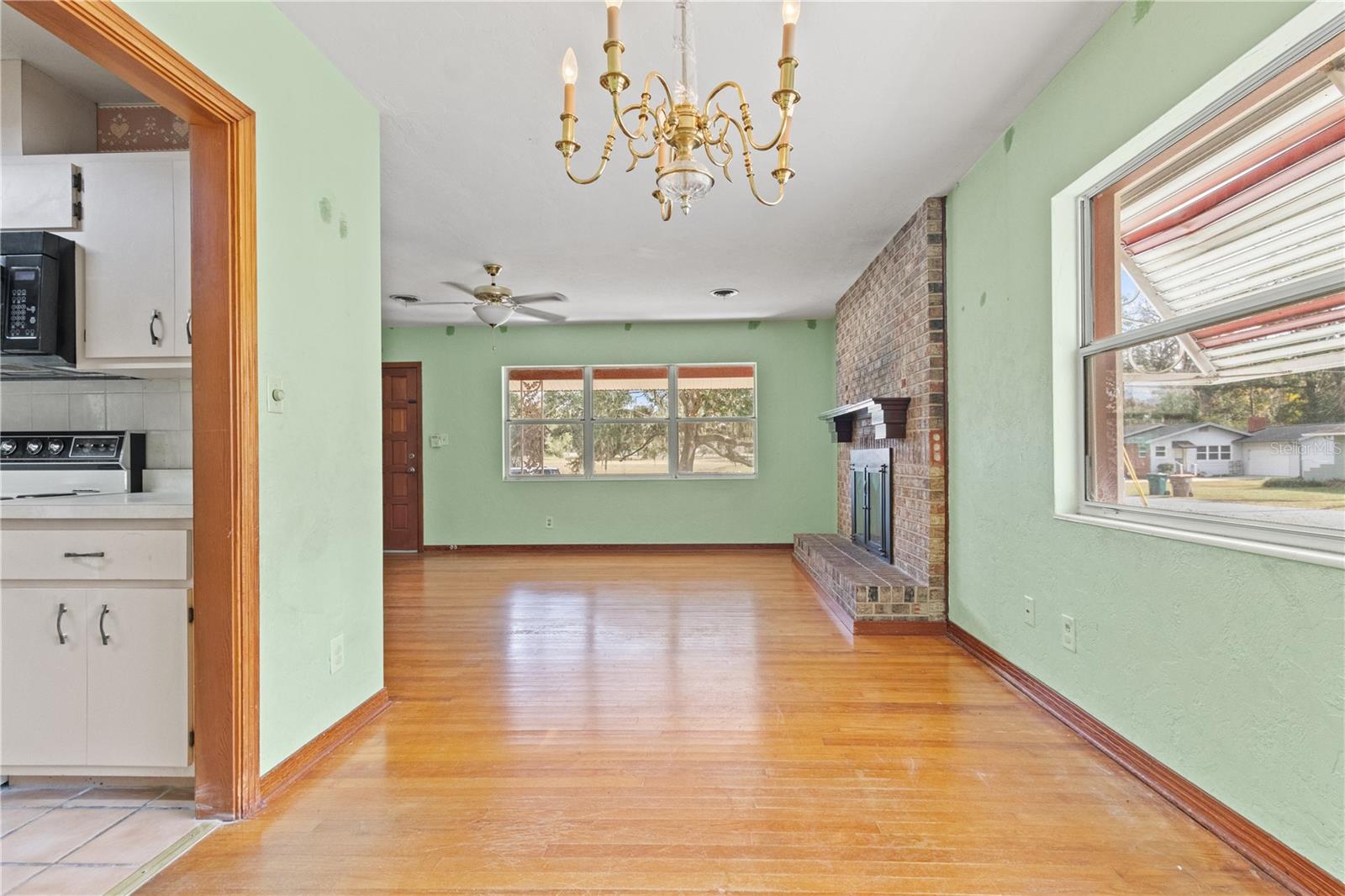 Image 10 of 52 For 2236 8th Avenue