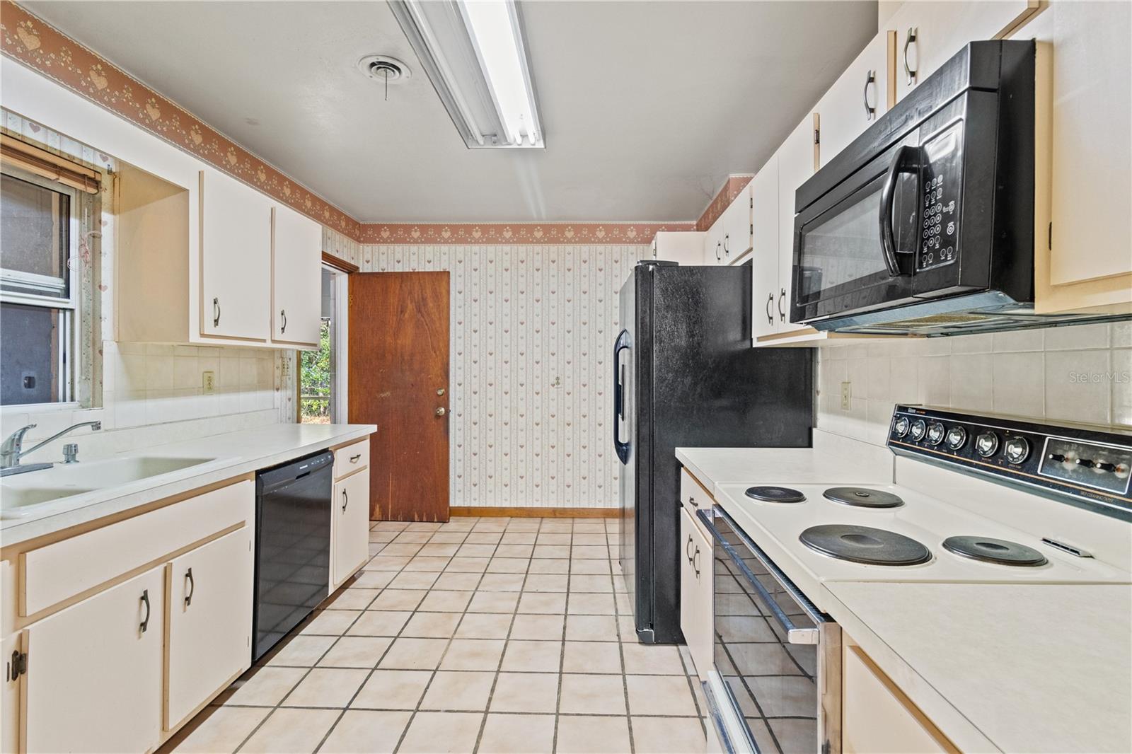 Image 13 of 52 For 2236 8th Avenue