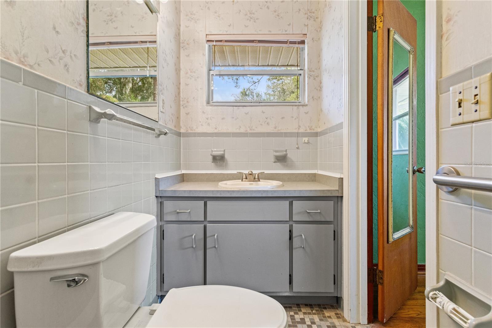 Image 26 of 52 For 2236 8th Avenue