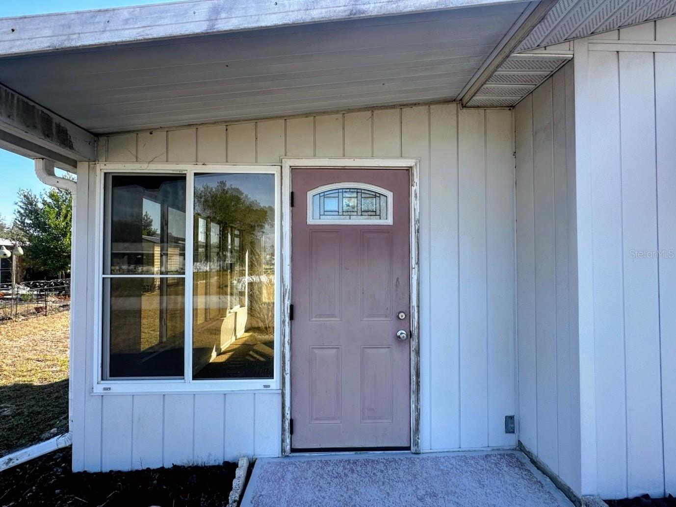 Image 6 of 55 For 10151 93rd Avenue