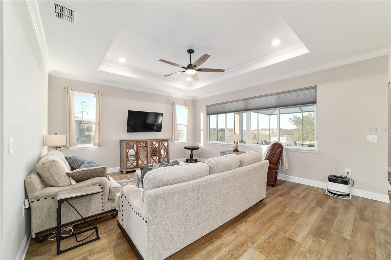 Image 12 of 73 For 10453 99th Lane