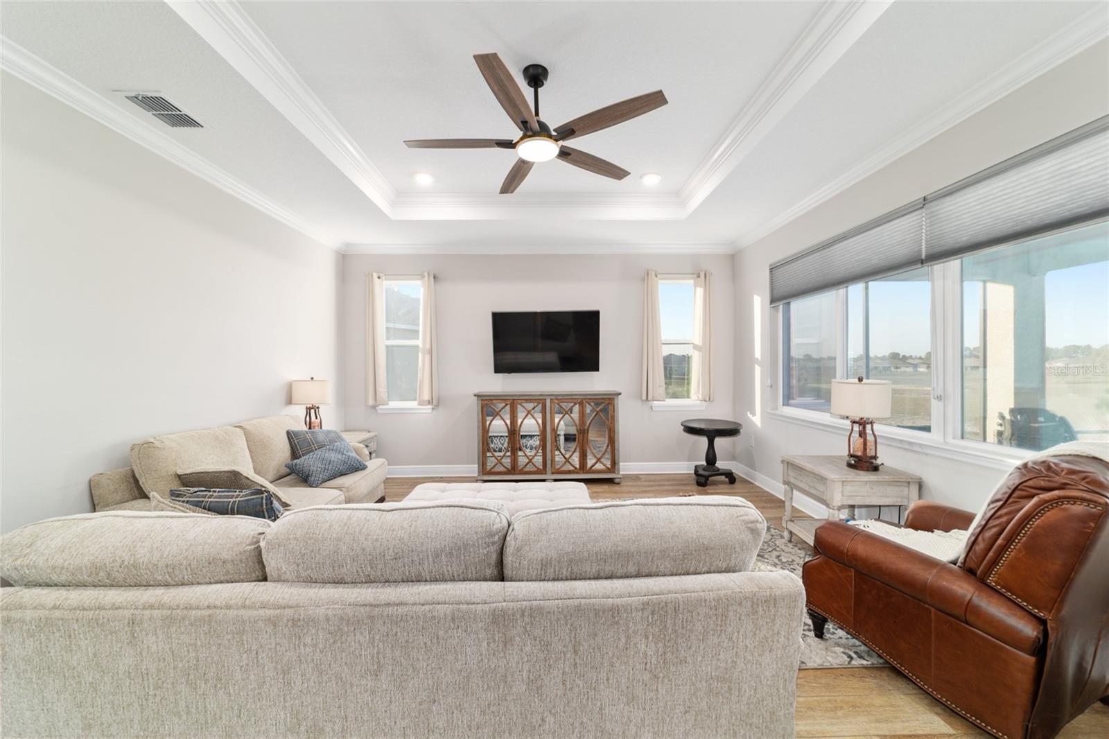 Image 13 of 73 For 10453 99th Lane