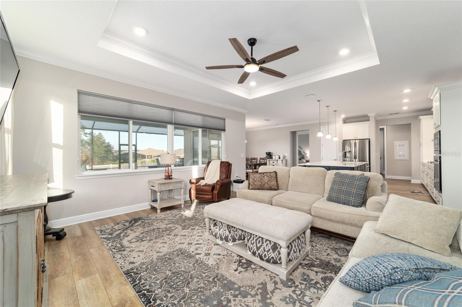 Image 18 of 73 For 10453 99th Lane