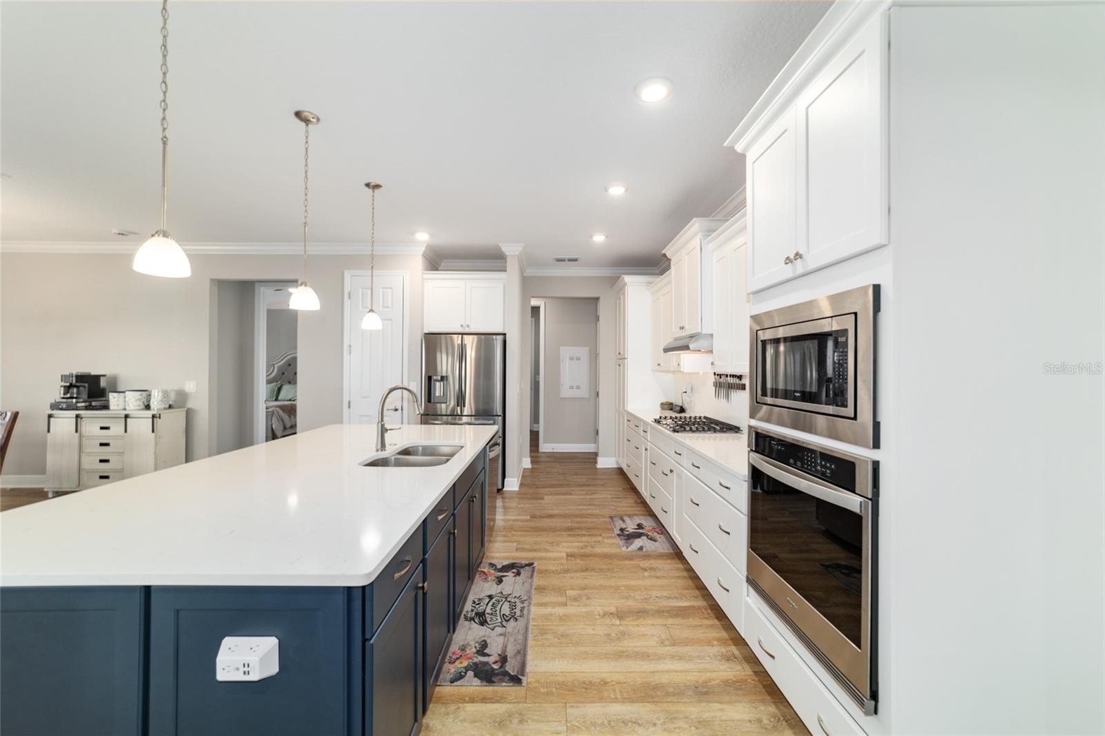 Image 20 of 73 For 10453 99th Lane