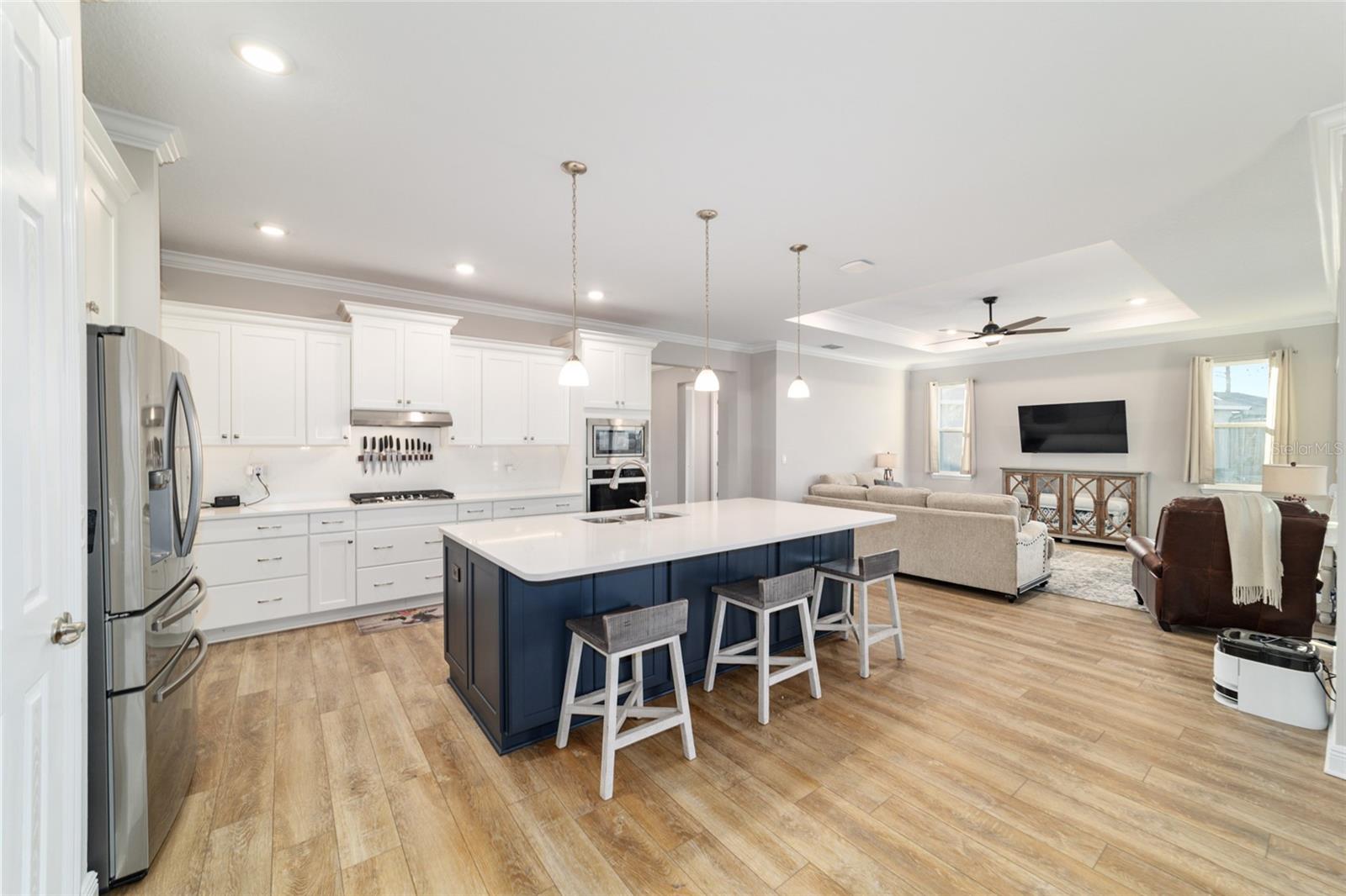 Image 26 of 73 For 10453 99th Lane