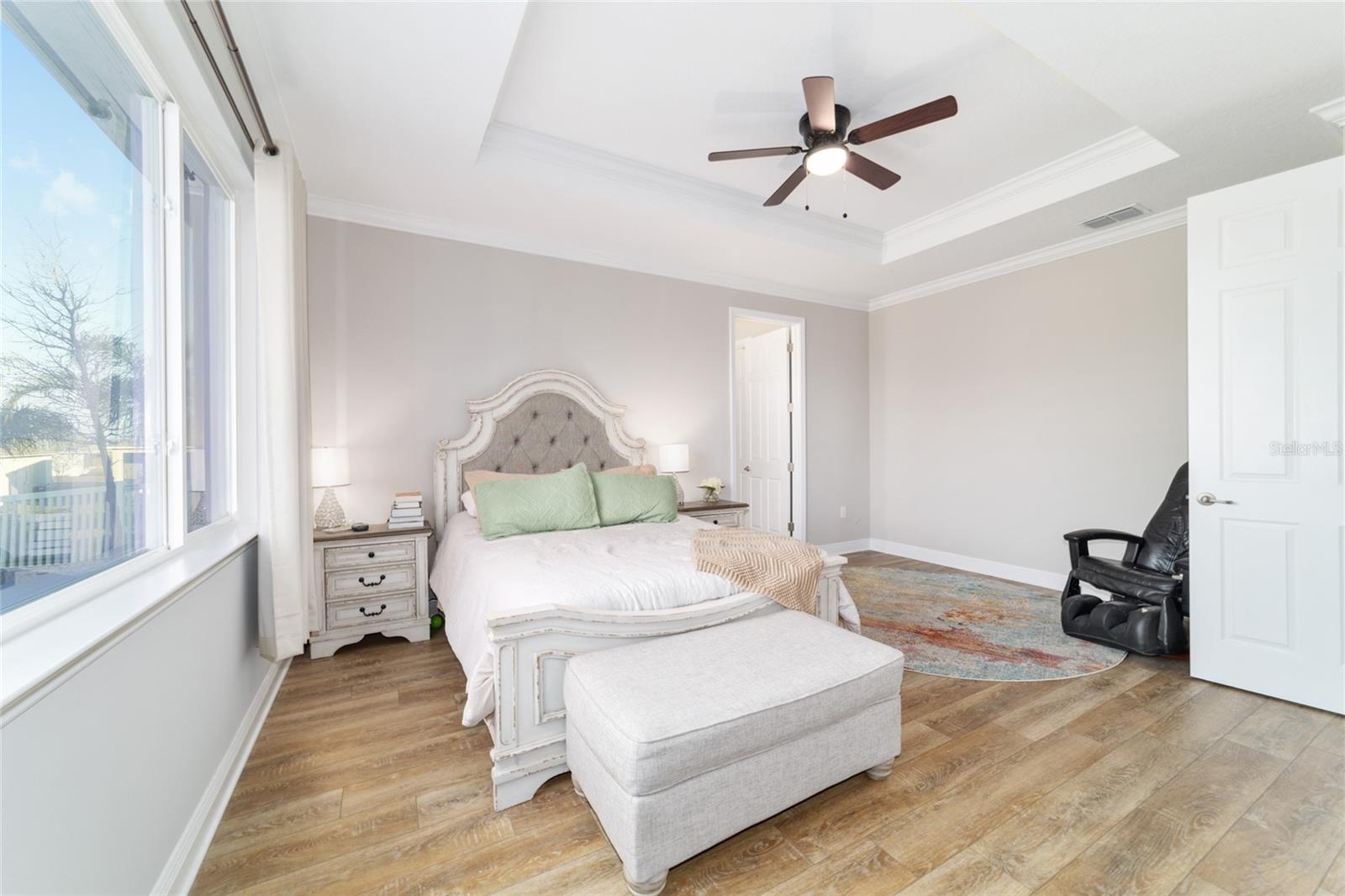 Image 33 of 73 For 10453 99th Lane