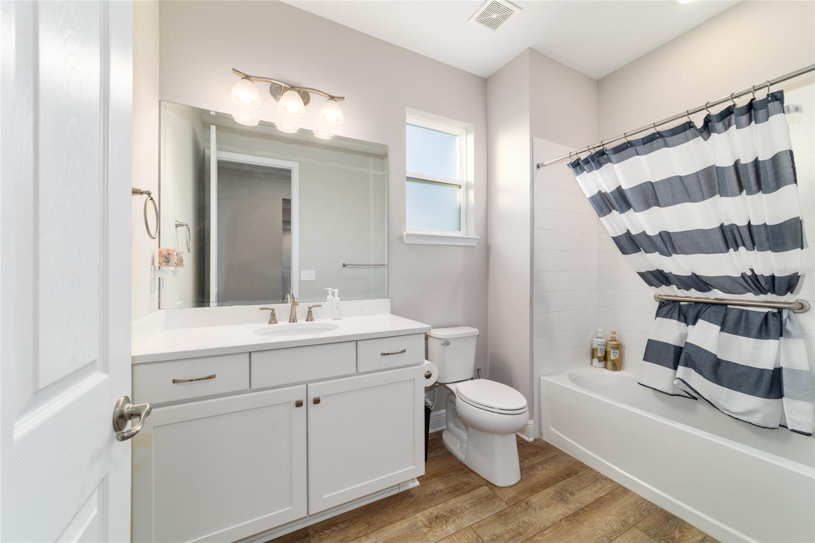 Image 50 of 73 For 10453 99th Lane