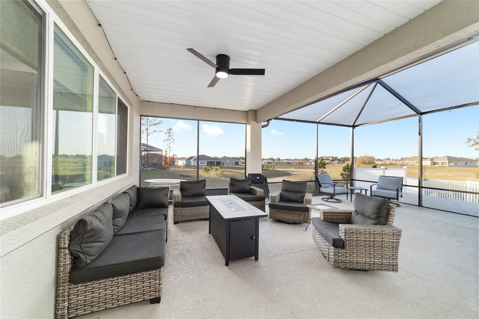 Image 52 of 73 For 10453 99th Lane