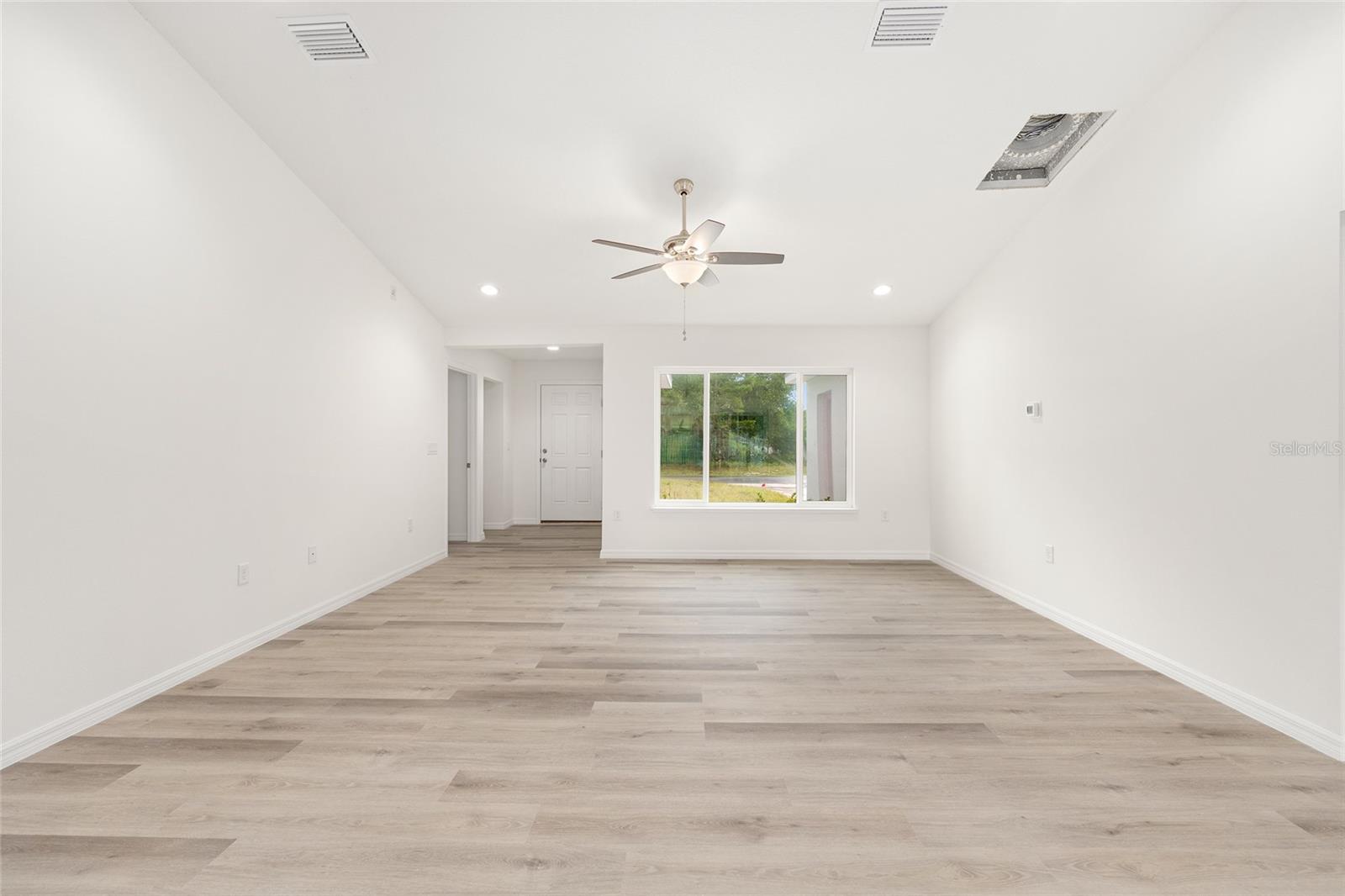 Image 12 of 38 For 714 130th Court