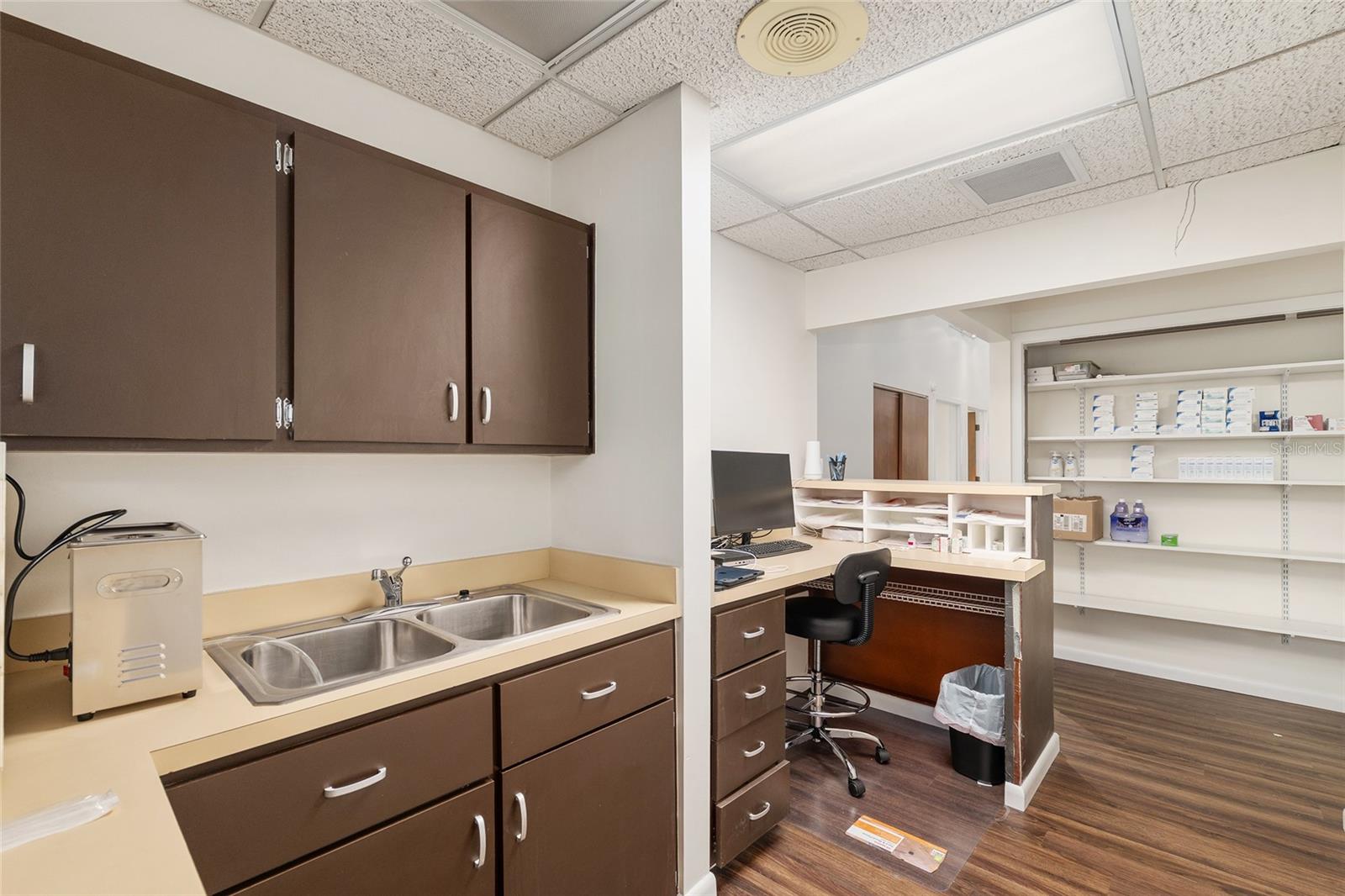 Image 26 of 41 For 2750 17th Street