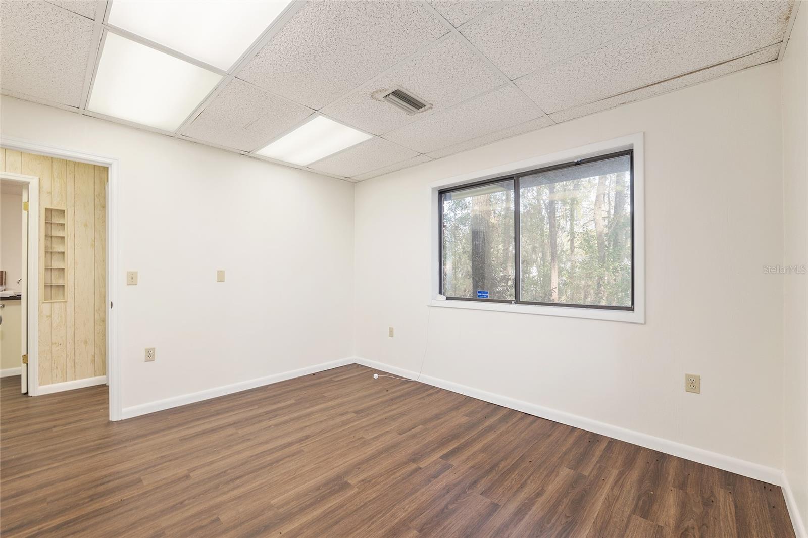 Image 30 of 41 For 2750 17th Street