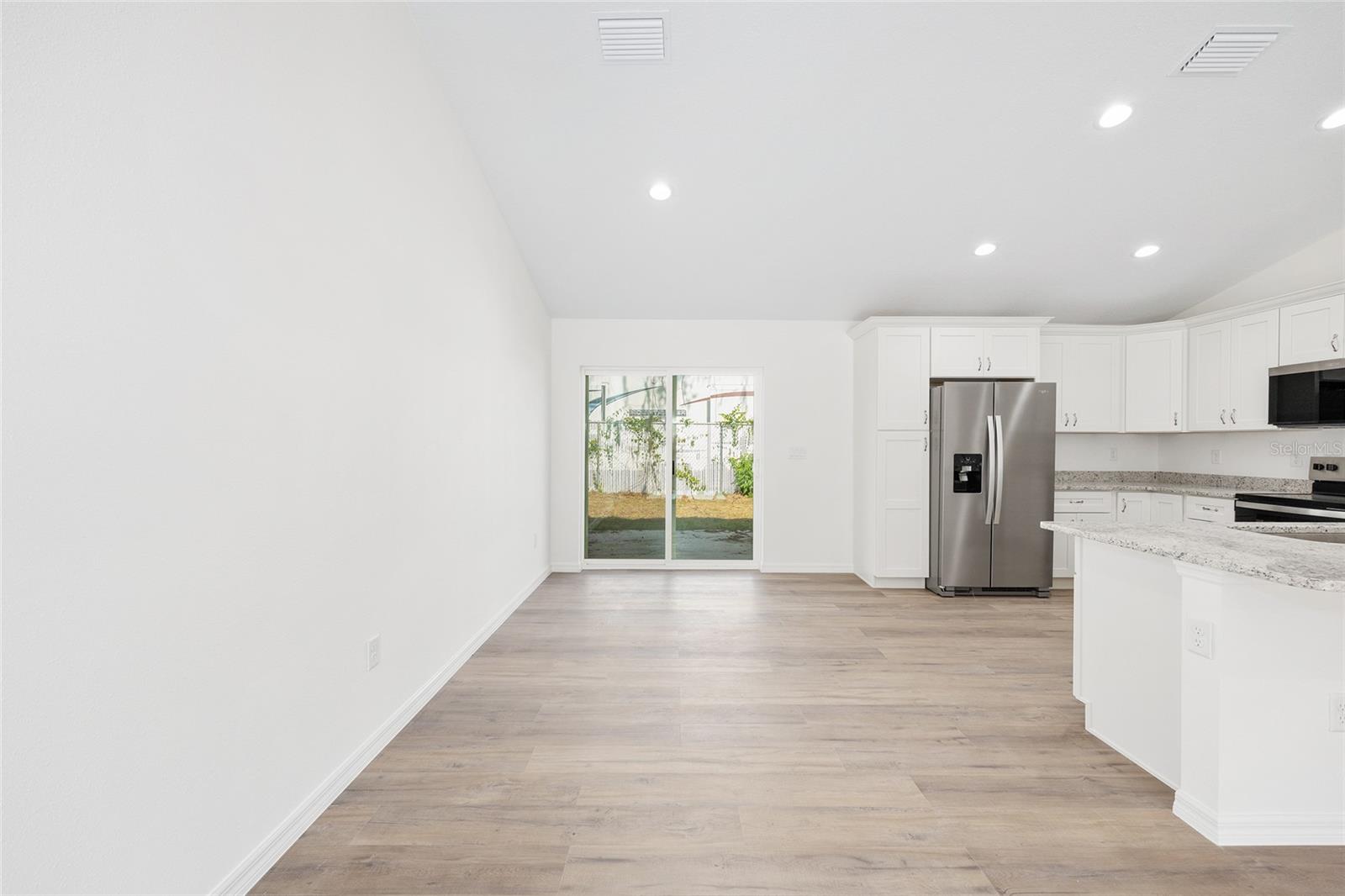 Image 13 of 36 For 636 130th Court