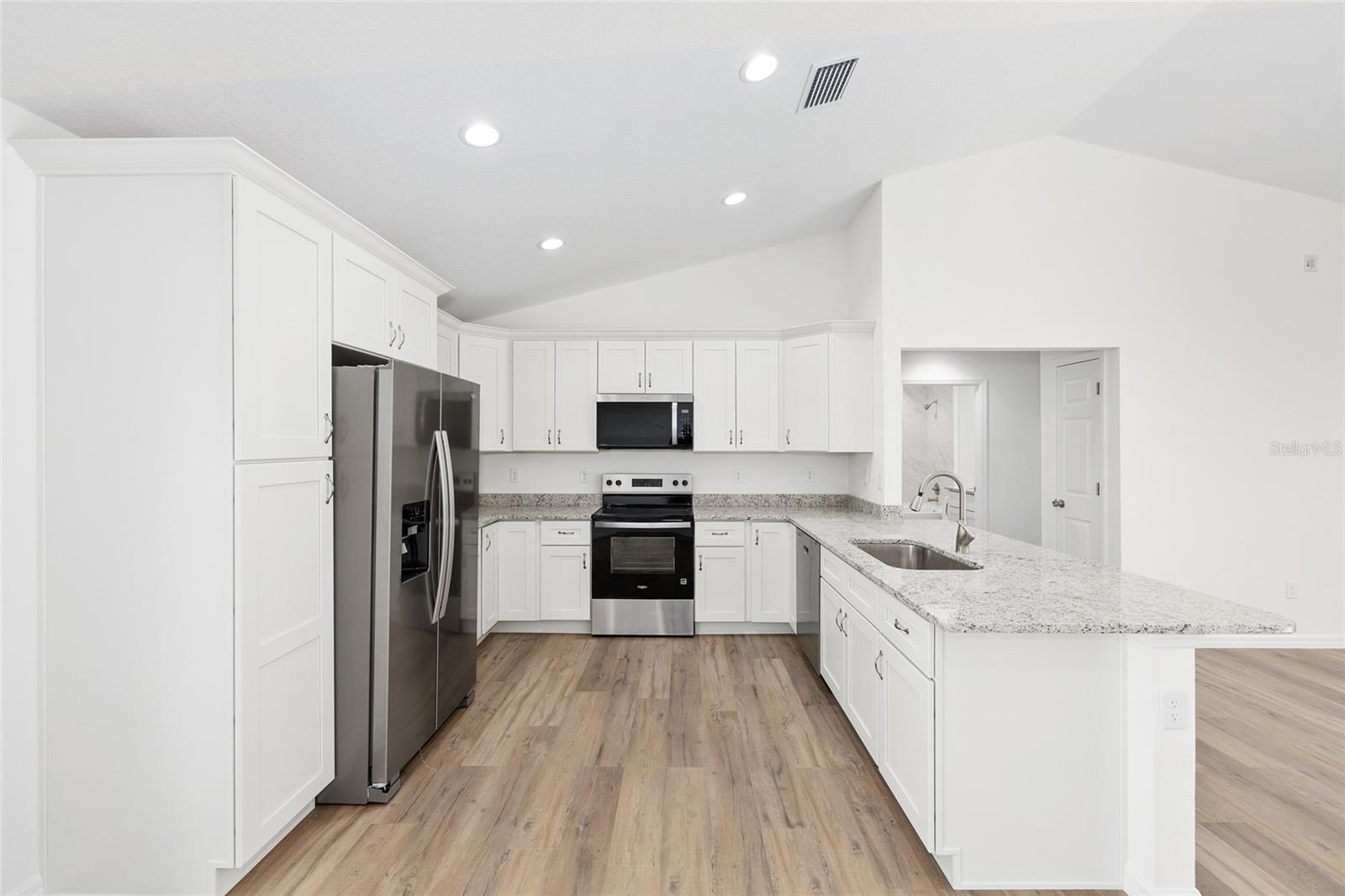 Image 16 of 36 For 636 130th Court