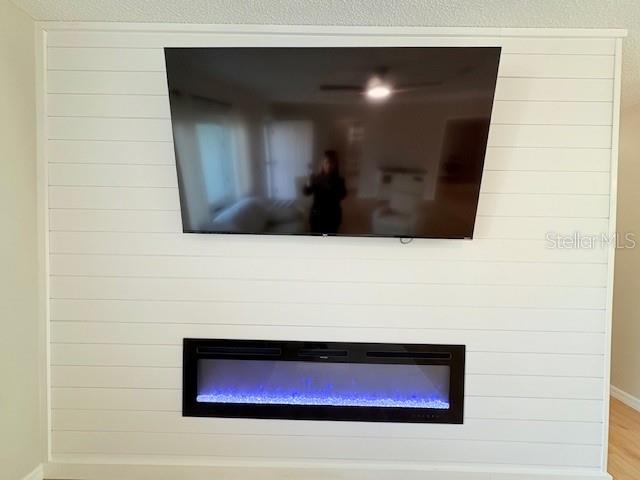 Image 14 of 37 For 17738 95th Circle